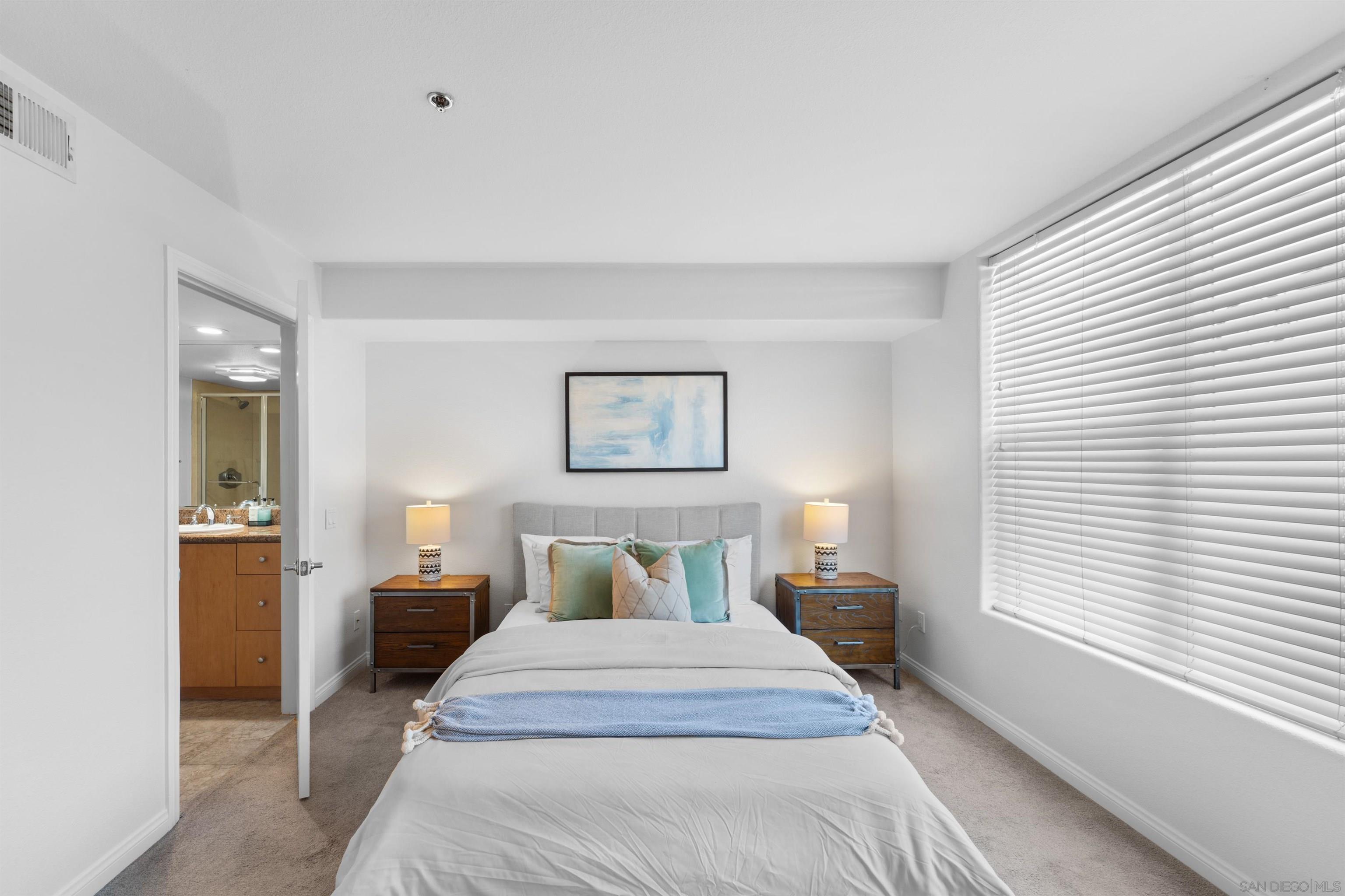 Detail Gallery Image 26 of 38 For 924  Hornblend St  #311,  San Diego,  CA 92109 - 2 Beds | 2/1 Baths