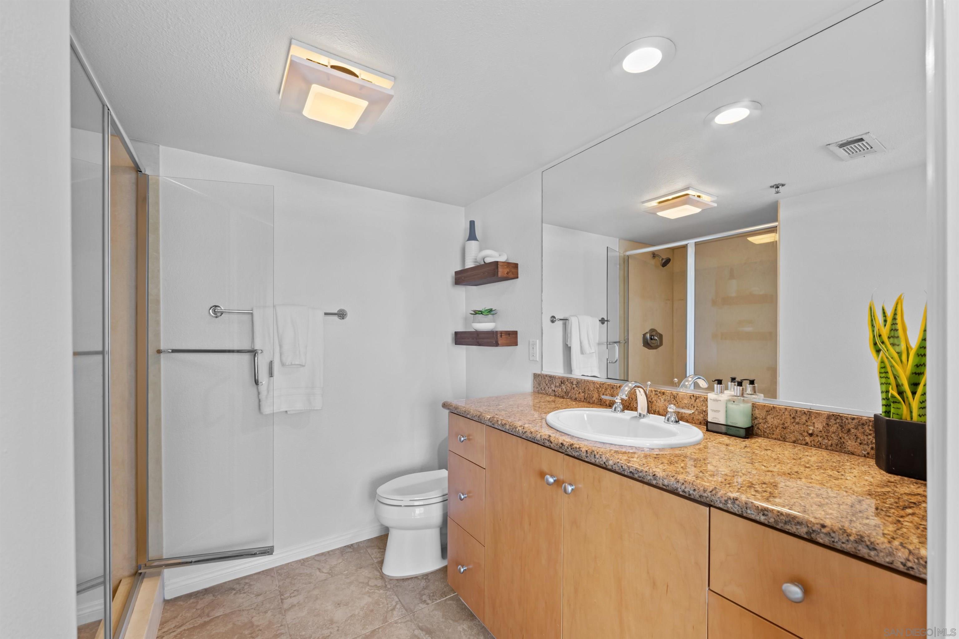 Detail Gallery Image 29 of 38 For 924  Hornblend St  #311,  San Diego,  CA 92109 - 2 Beds | 2/1 Baths