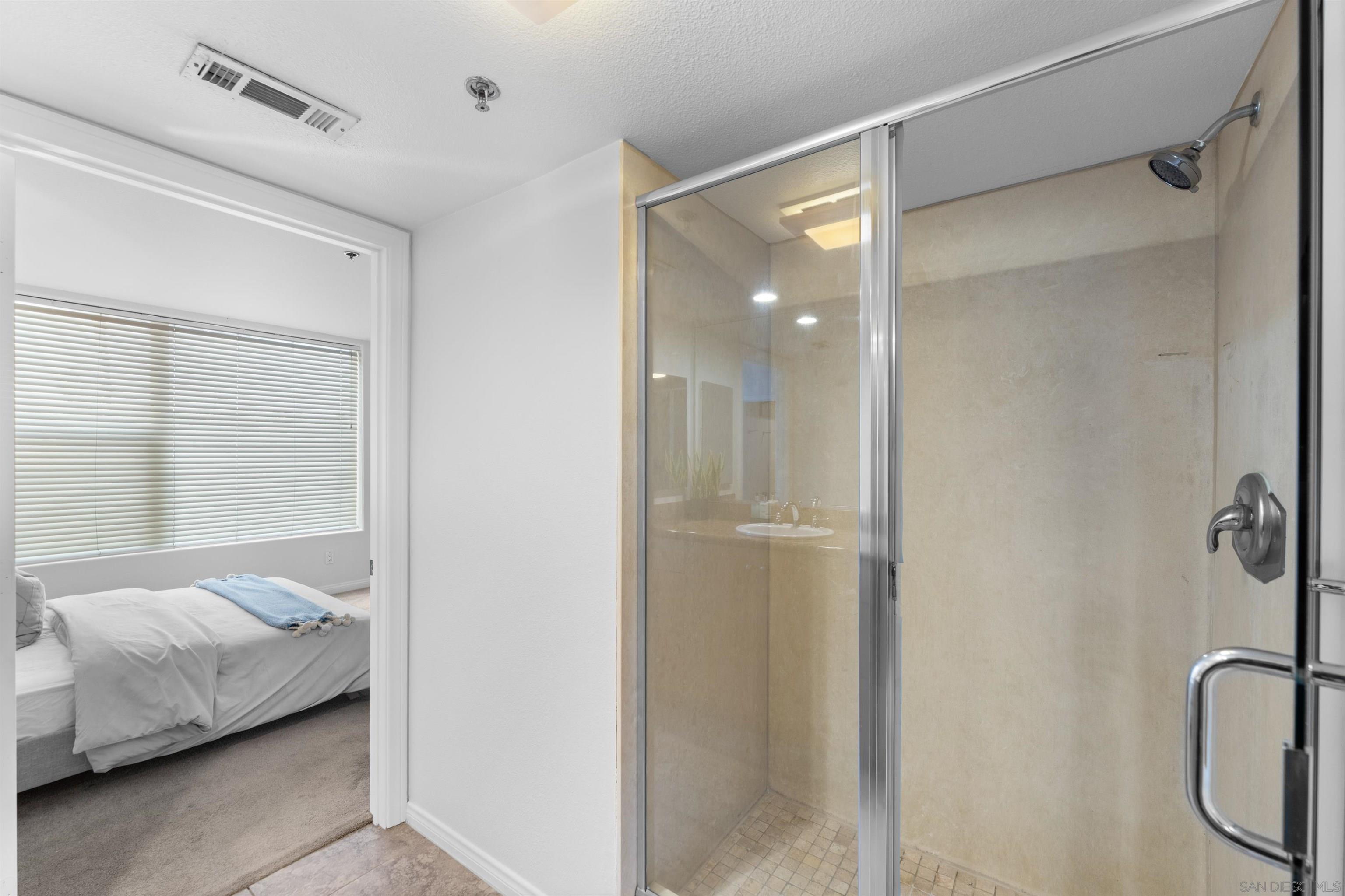 Detail Gallery Image 31 of 38 For 924  Hornblend St  #311,  San Diego,  CA 92109 - 2 Beds | 2/1 Baths