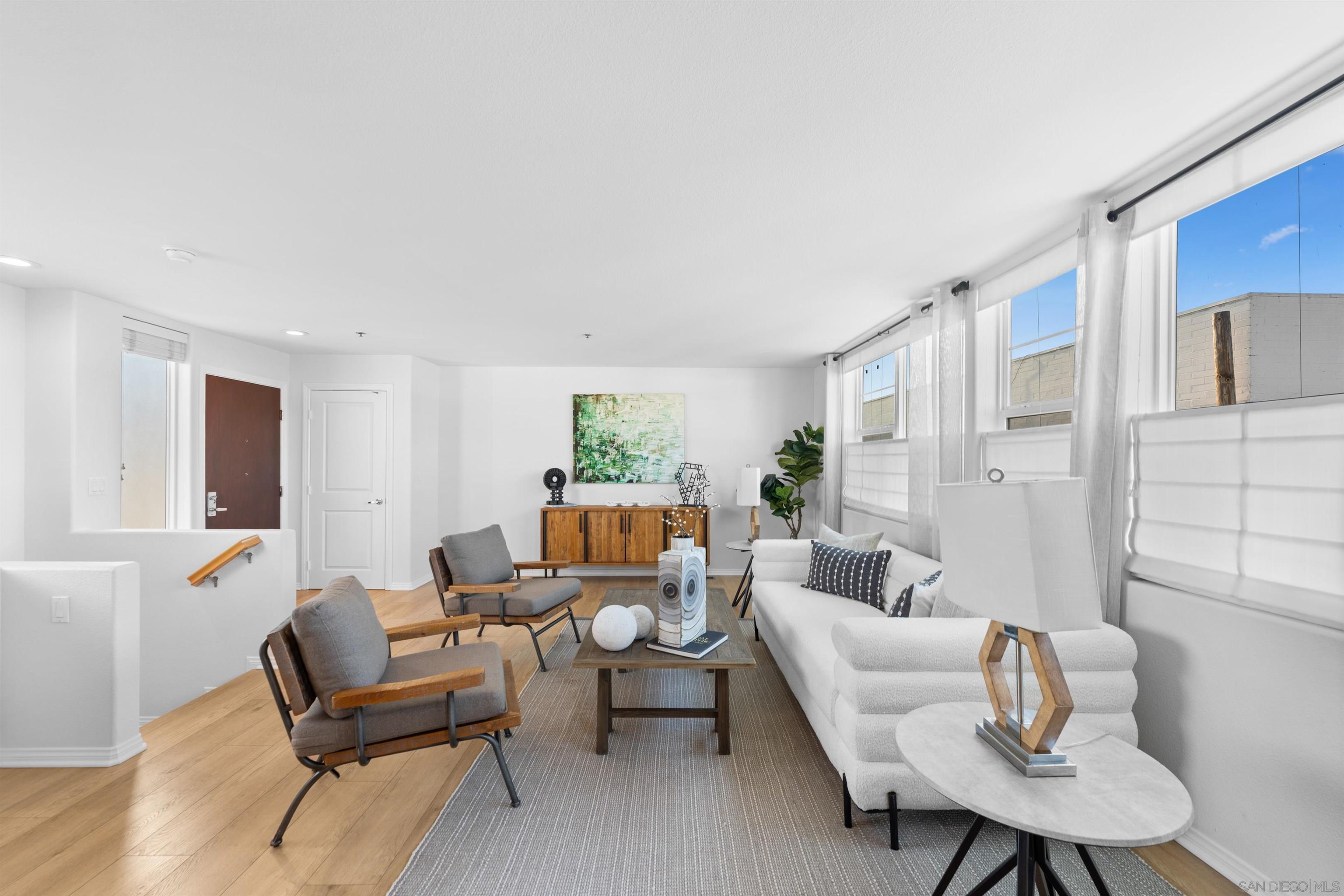 Detail Gallery Image 10 of 38 For 924  Hornblend St  #311,  San Diego,  CA 92109 - 2 Beds | 2/1 Baths