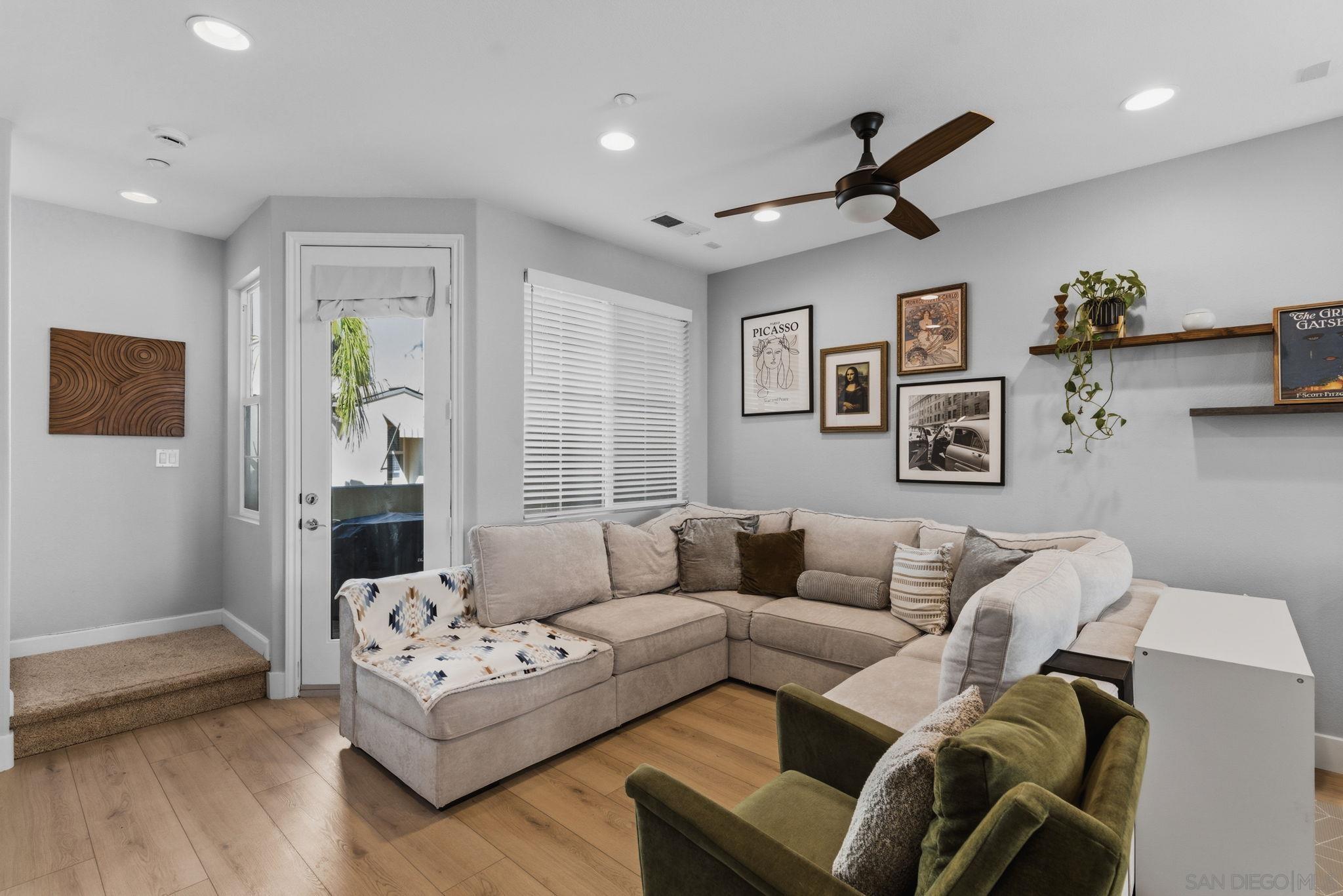 Detail Gallery Image 11 of 27 For 2327  Sentinel Ln, San Marcos,  CA 92078 - 3 Beds | 2/1 Baths