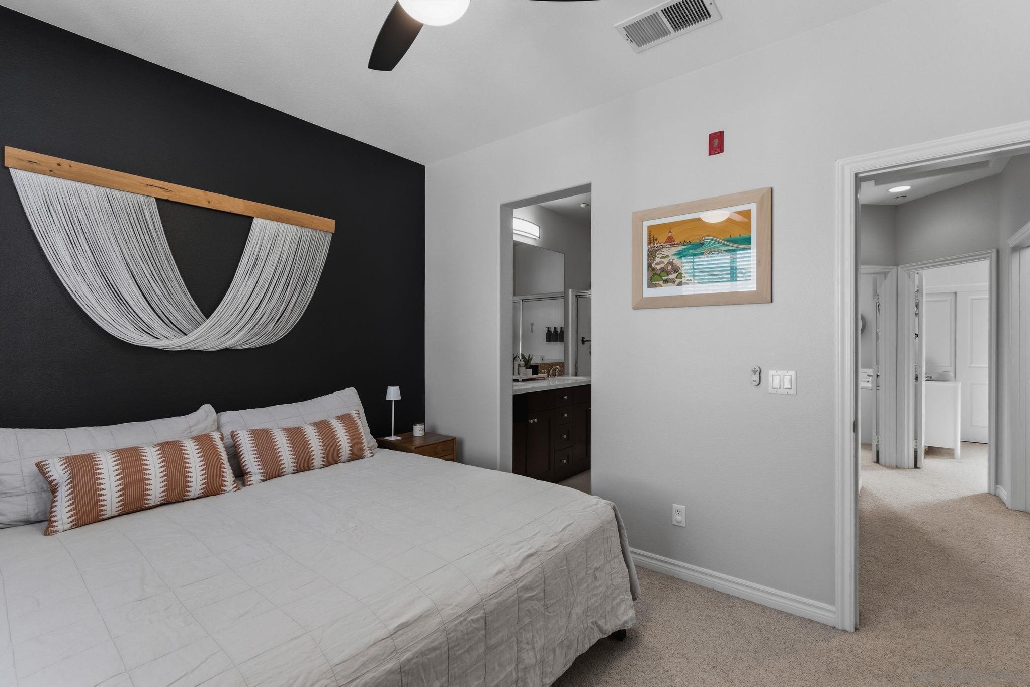 Detail Gallery Image 16 of 27 For 2327  Sentinel Ln, San Marcos,  CA 92078 - 3 Beds | 2/1 Baths