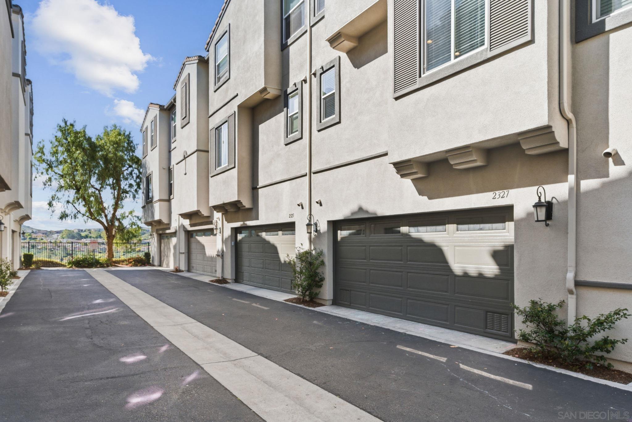 Detail Gallery Image 22 of 27 For 2327  Sentinel Ln, San Marcos,  CA 92078 - 3 Beds | 2/1 Baths
