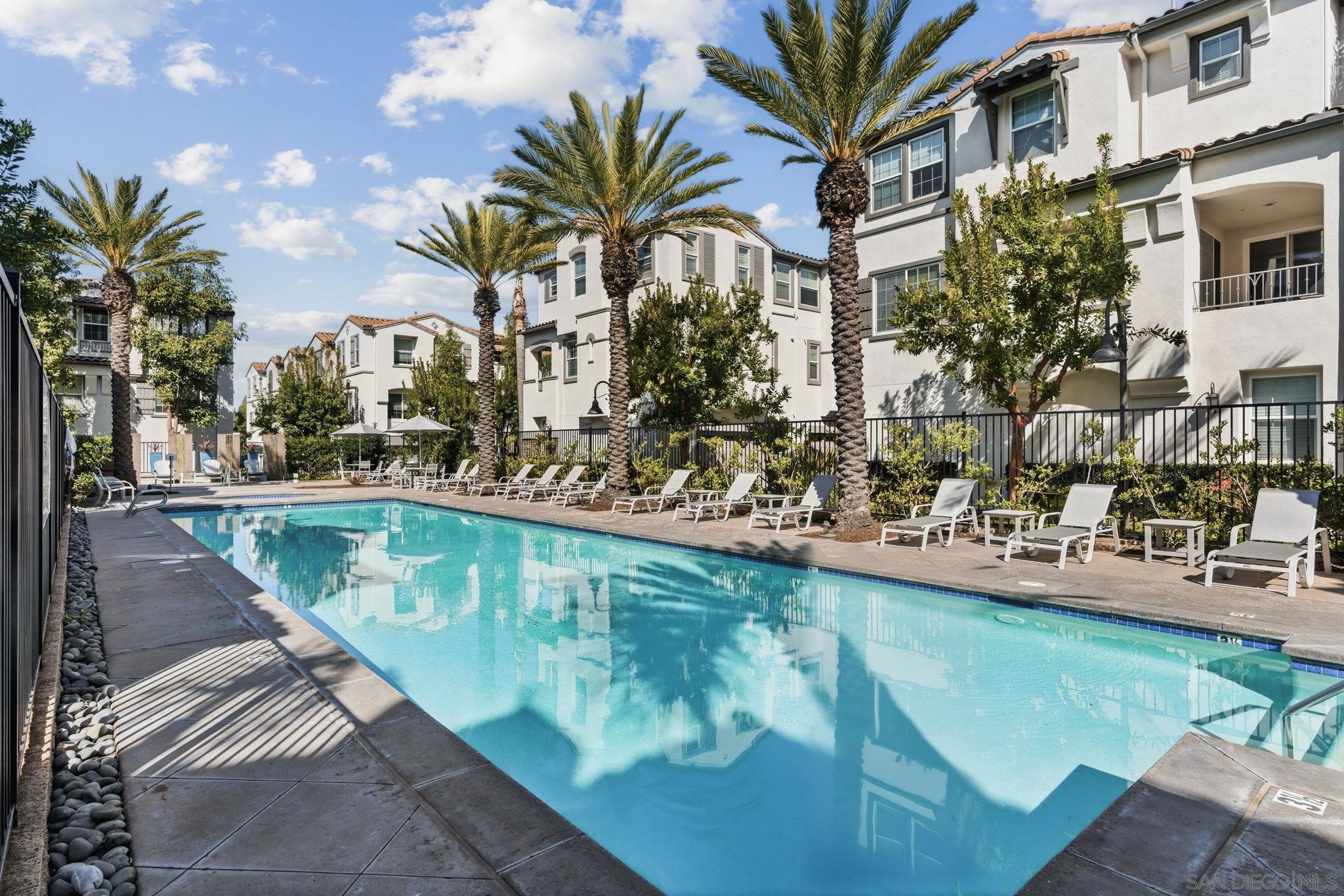 Detail Gallery Image 24 of 27 For 2327  Sentinel Ln, San Marcos,  CA 92078 - 3 Beds | 2/1 Baths