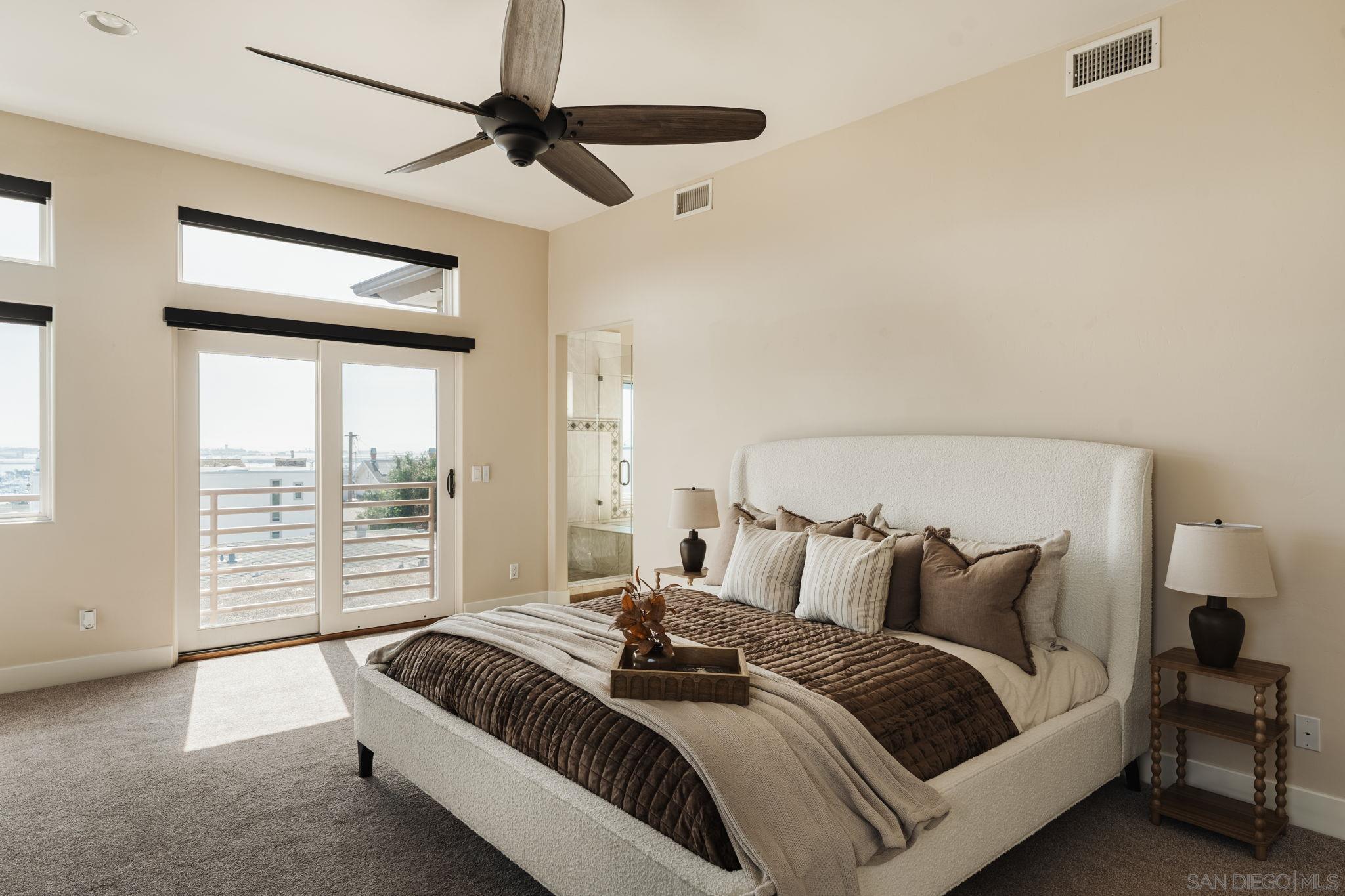 Detail Gallery Image 15 of 34 For 3435  Dickens Street, San Diego,  CA 92106 - 5 Beds | 4 Baths