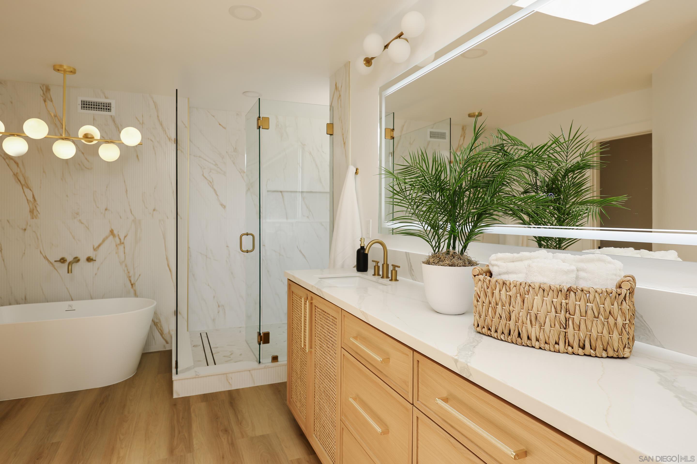 Detail Gallery Image 33 of 70 For 2861  Brant St., San Diego,  CA 92103 - 3 Beds | 3 Baths