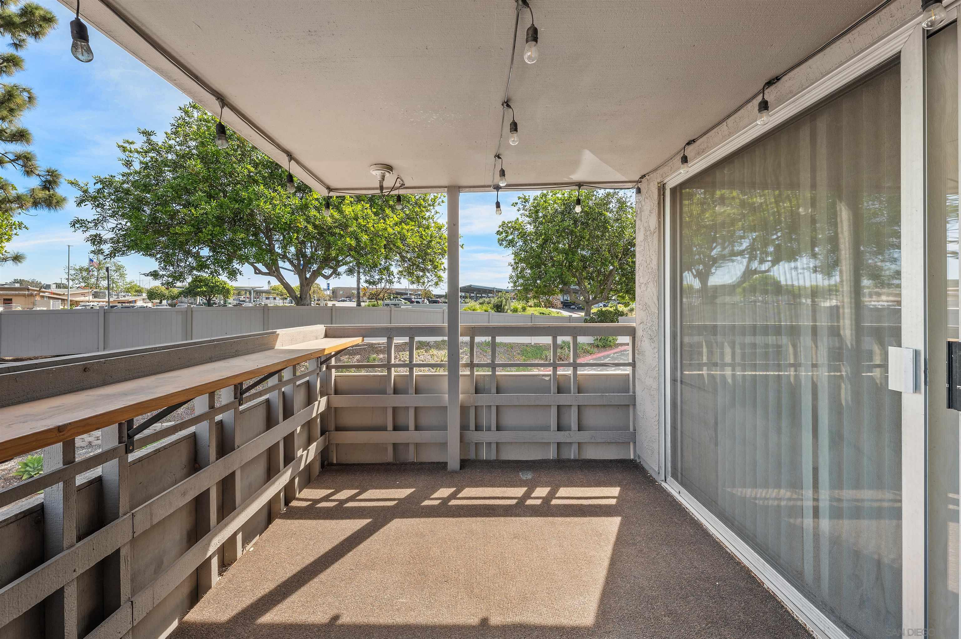 Detail Gallery Image 16 of 28 For 6385  Caminito Salado, San Diego,  CA 92111 - 4 Beds | 2 Baths