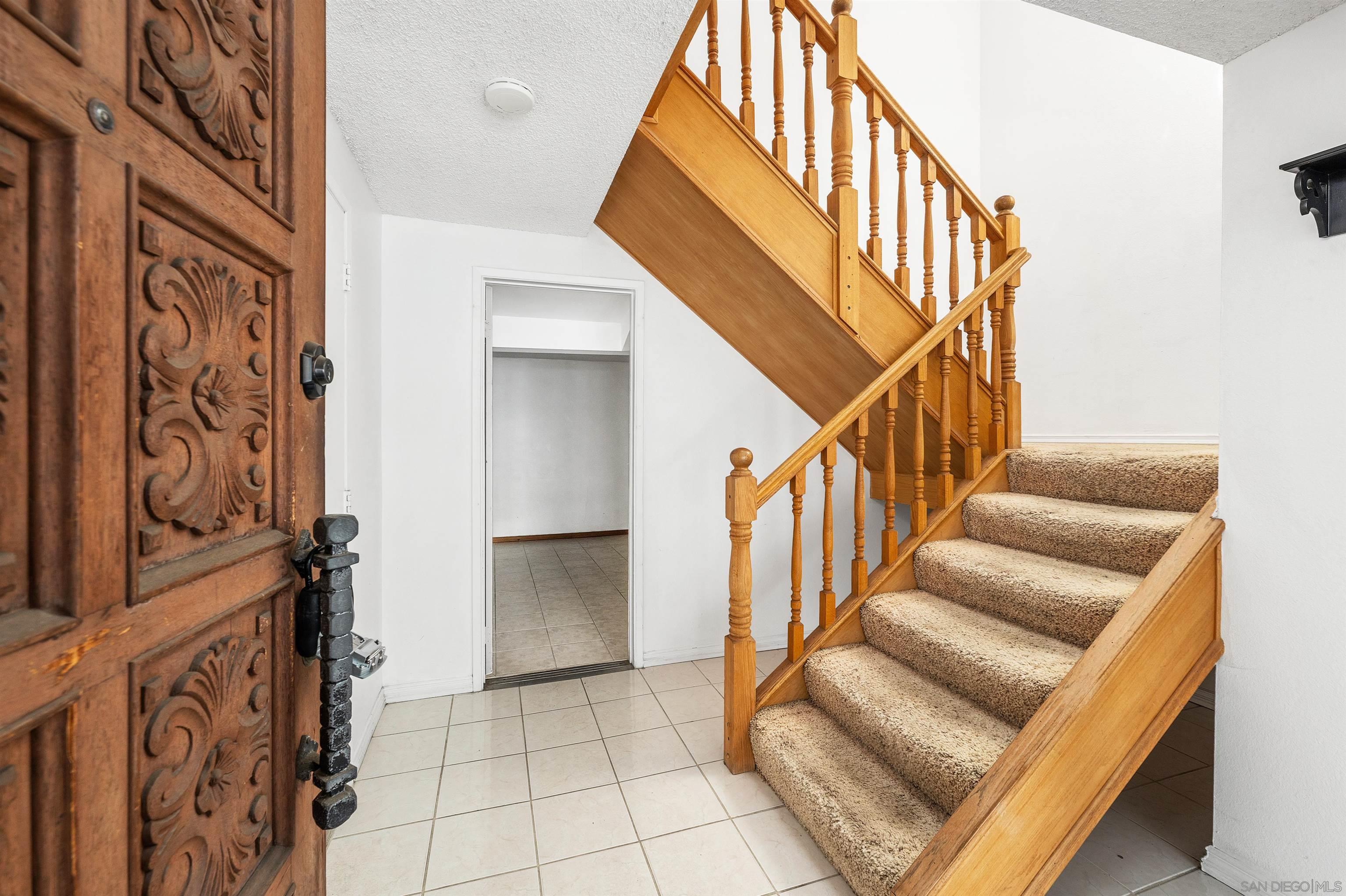 Detail Gallery Image 8 of 28 For 6385  Caminito Salado, San Diego,  CA 92111 - 4 Beds | 2 Baths