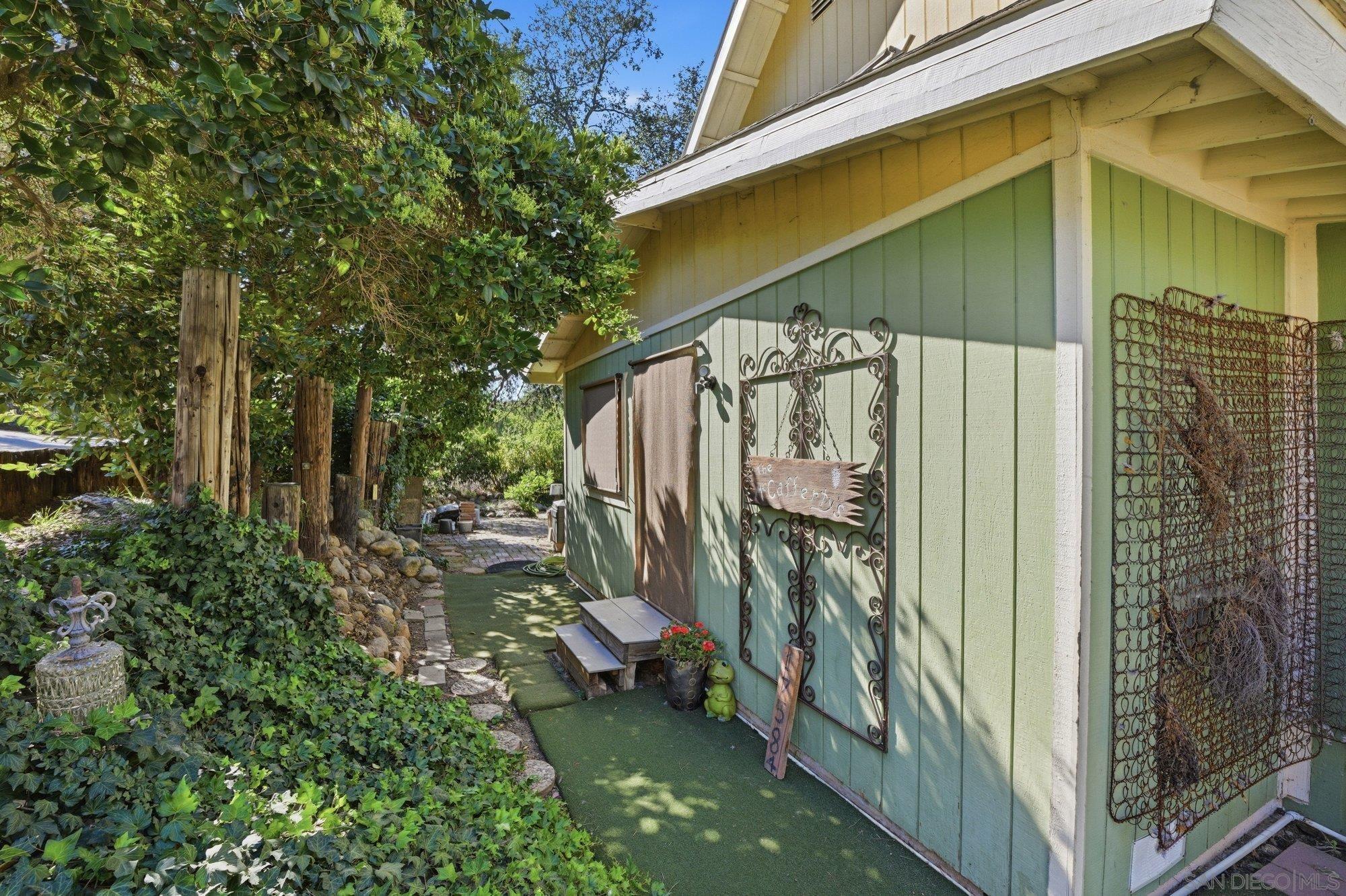 Detail Gallery Image 2 of 37 For 17584 S Mesa Drive, Pauma Valley,  CA 92061 - 4 Beds | 2 Baths