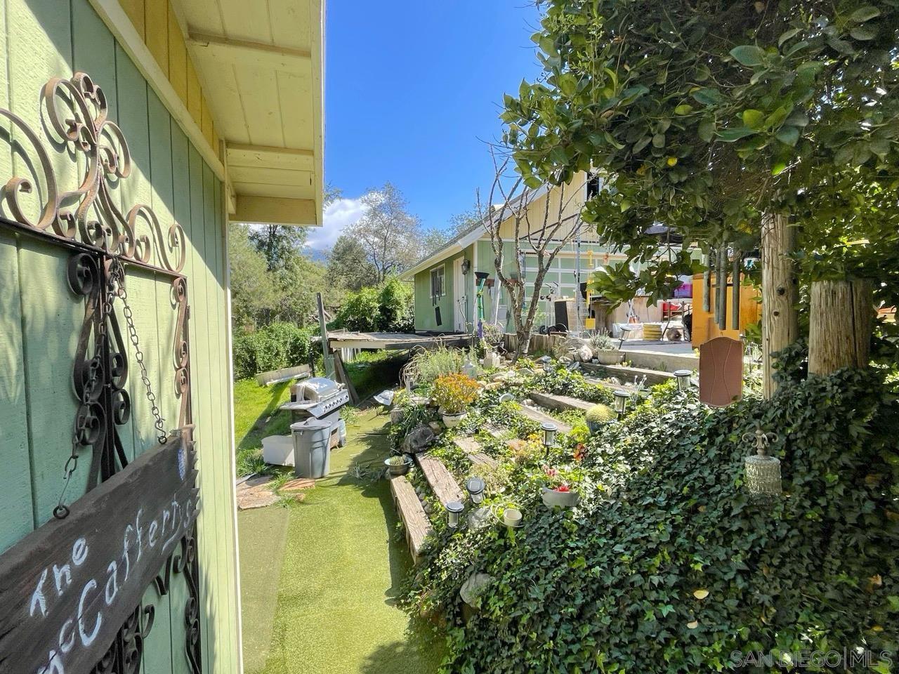 Detail Gallery Image 5 of 37 For 17584 S Mesa Drive, Pauma Valley,  CA 92061 - 4 Beds | 2 Baths