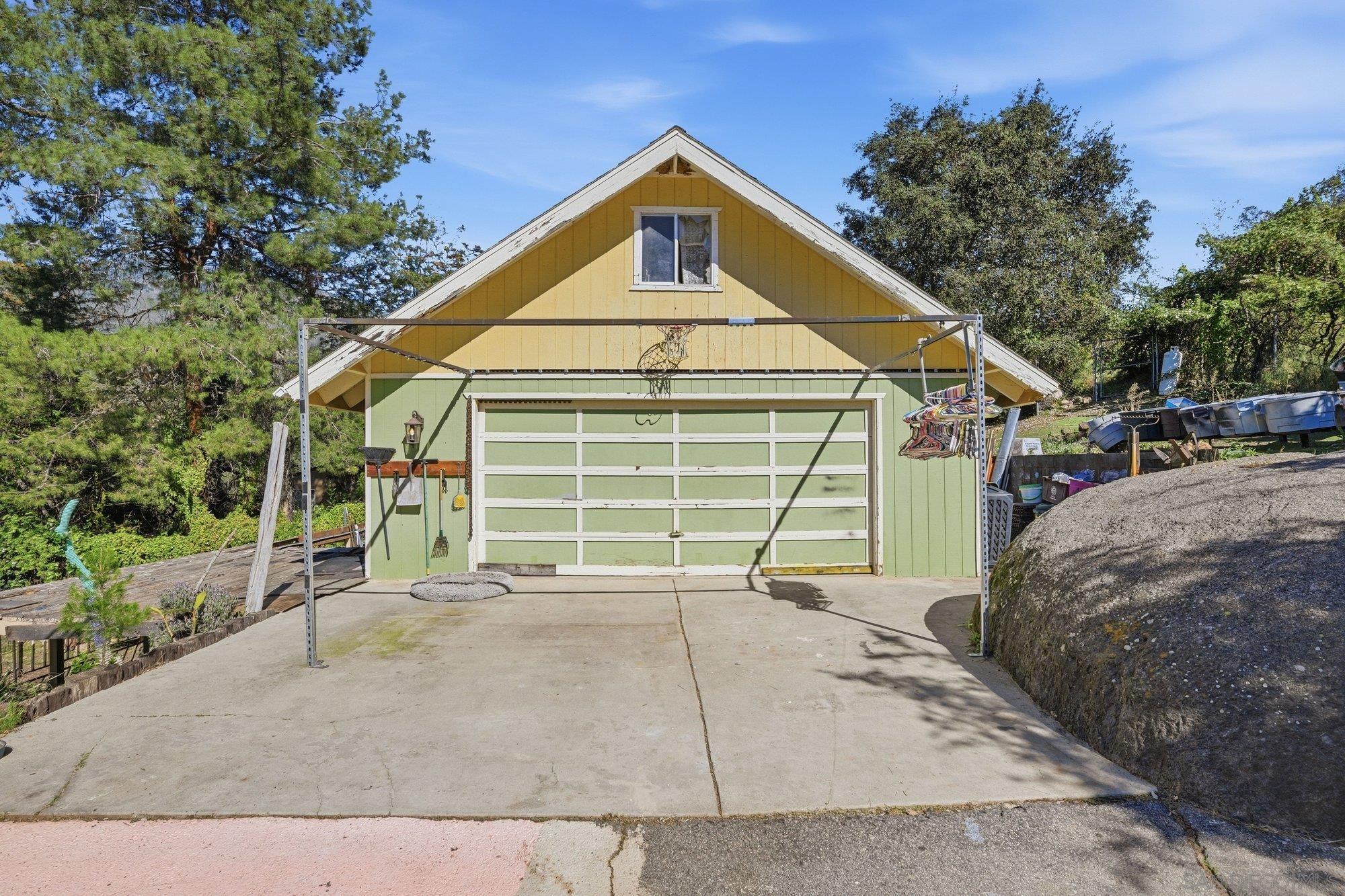 Detail Gallery Image 8 of 37 For 17584 S Mesa Drive, Pauma Valley,  CA 92061 - 4 Beds | 2 Baths