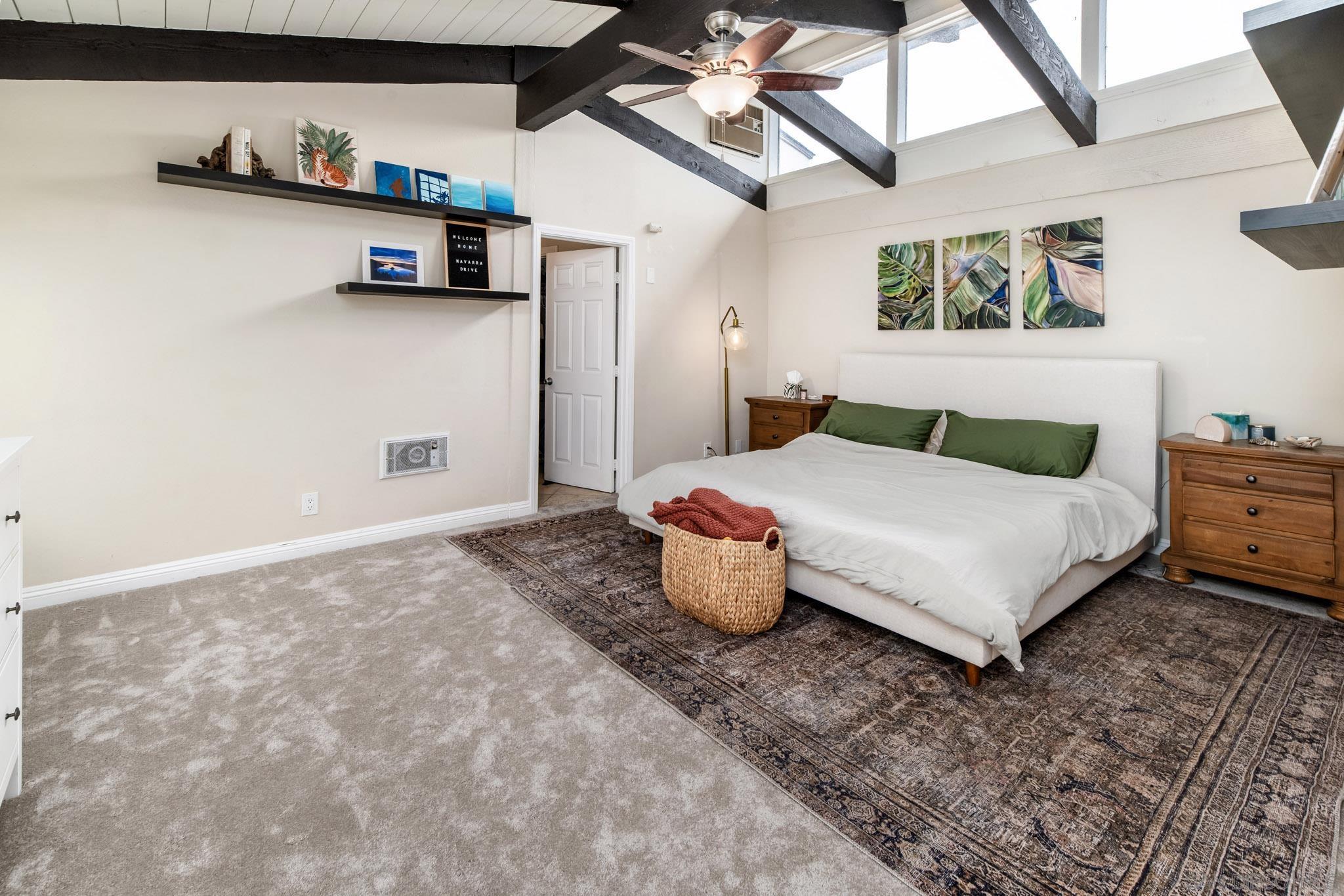 Detail Gallery Image 15 of 36 For 2544  Navarra Dr  #4,  Carlsbad,  CA 92009 - 2 Beds | 2 Baths