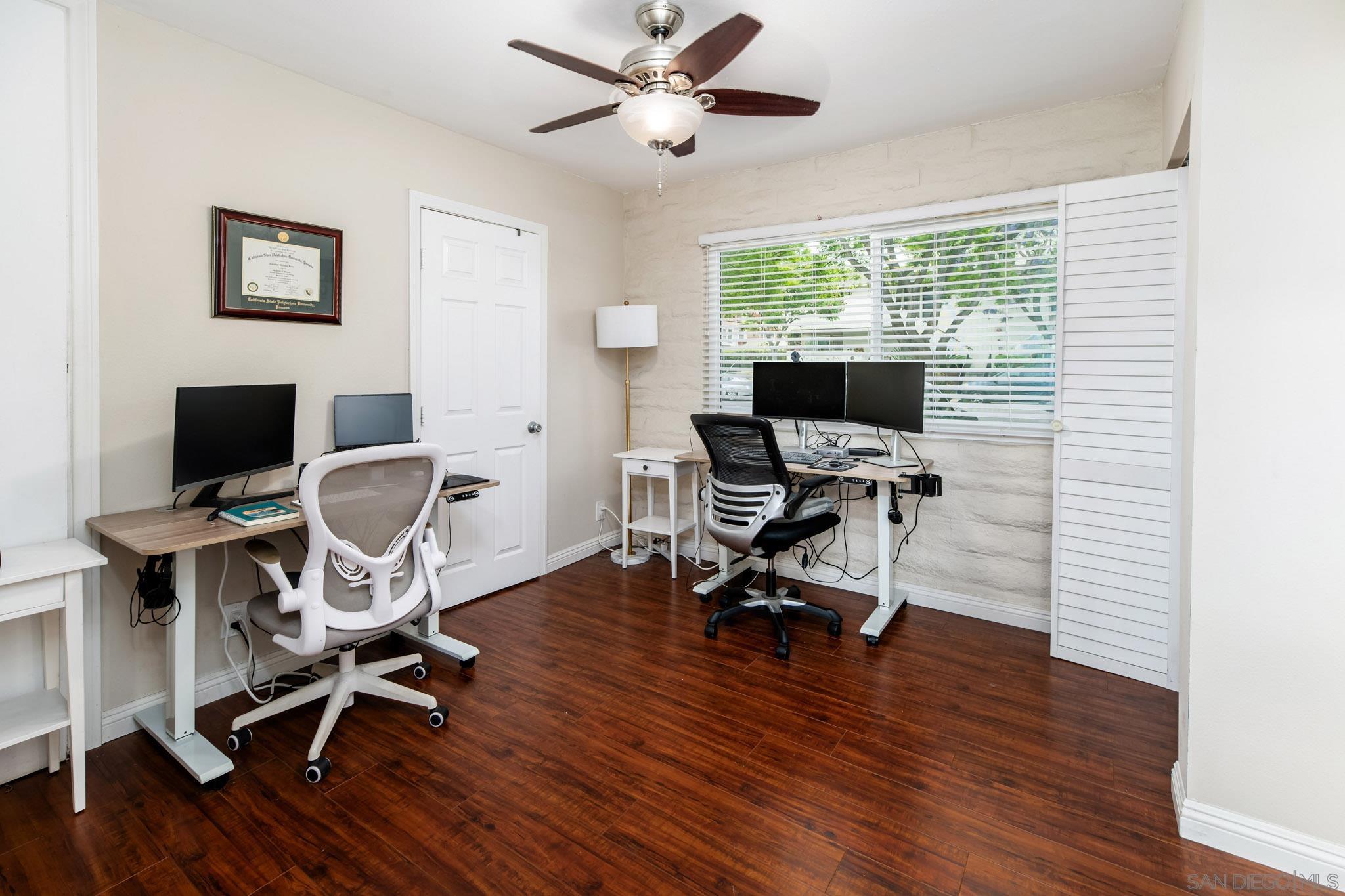 Detail Gallery Image 22 of 36 For 2544  Navarra Dr  #4,  Carlsbad,  CA 92009 - 2 Beds | 2 Baths