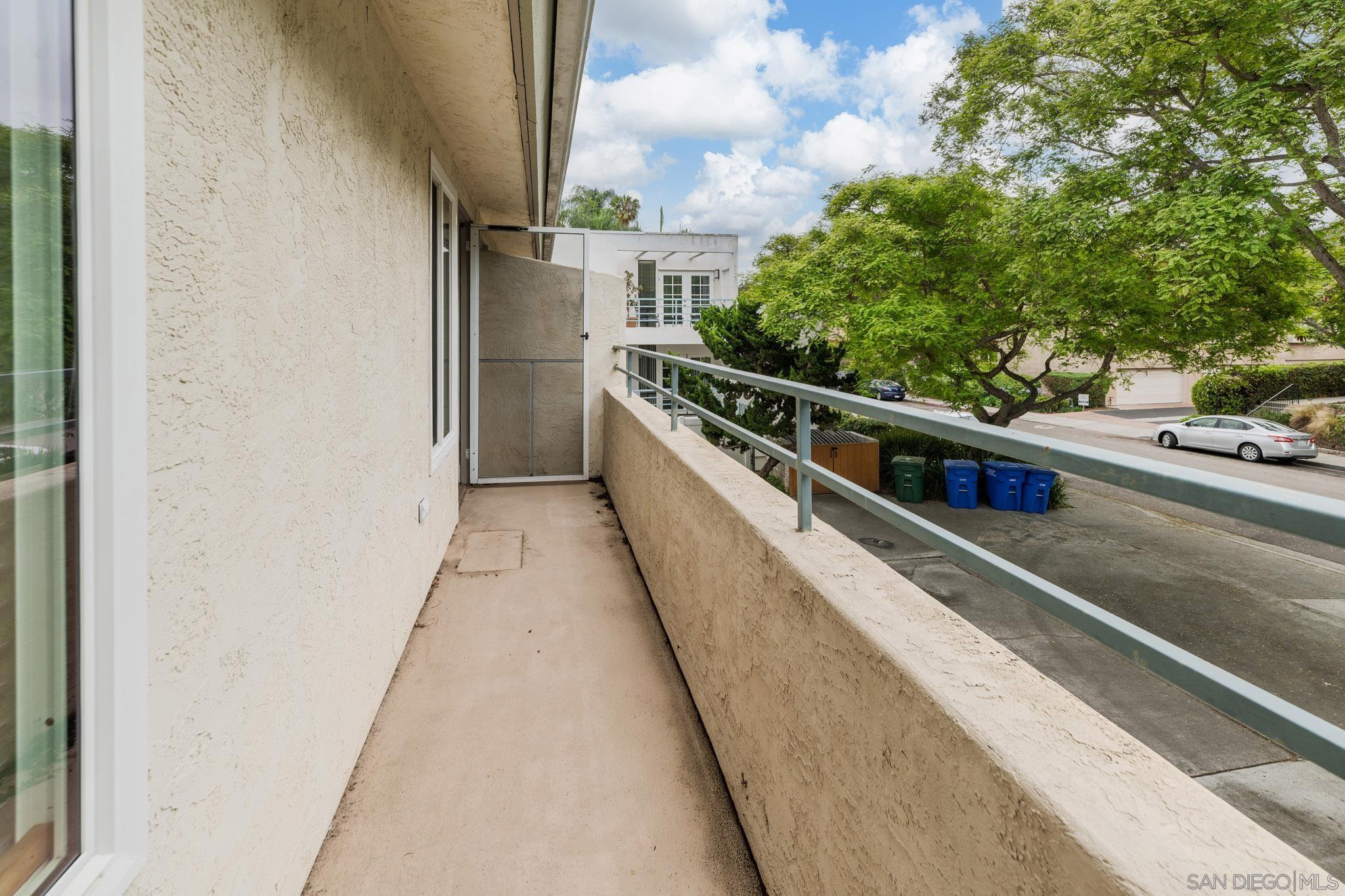 Detail Gallery Image 32 of 36 For 2544  Navarra Dr  #4,  Carlsbad,  CA 92009 - 2 Beds | 2 Baths