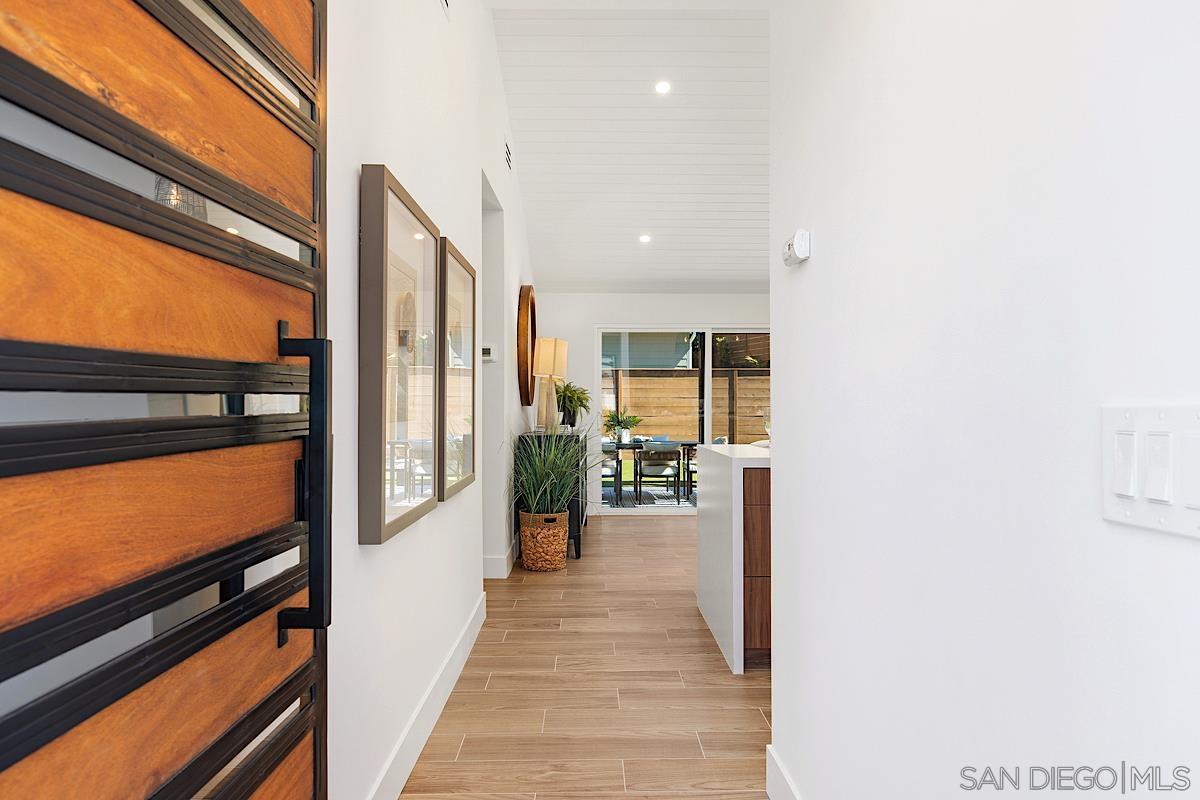 Detail Gallery Image 6 of 43 For 948  Emma, Cardiff By The Sea,  CA 92007 - 6 Beds | 4 Baths