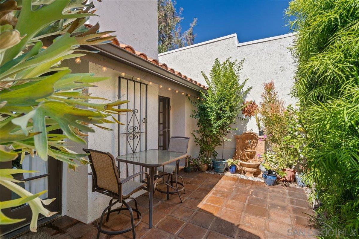 Detail Gallery Image 4 of 42 For 615  Camino Ynez, Solana Beach,  CA 92075 - 3 Beds | 2/1 Baths