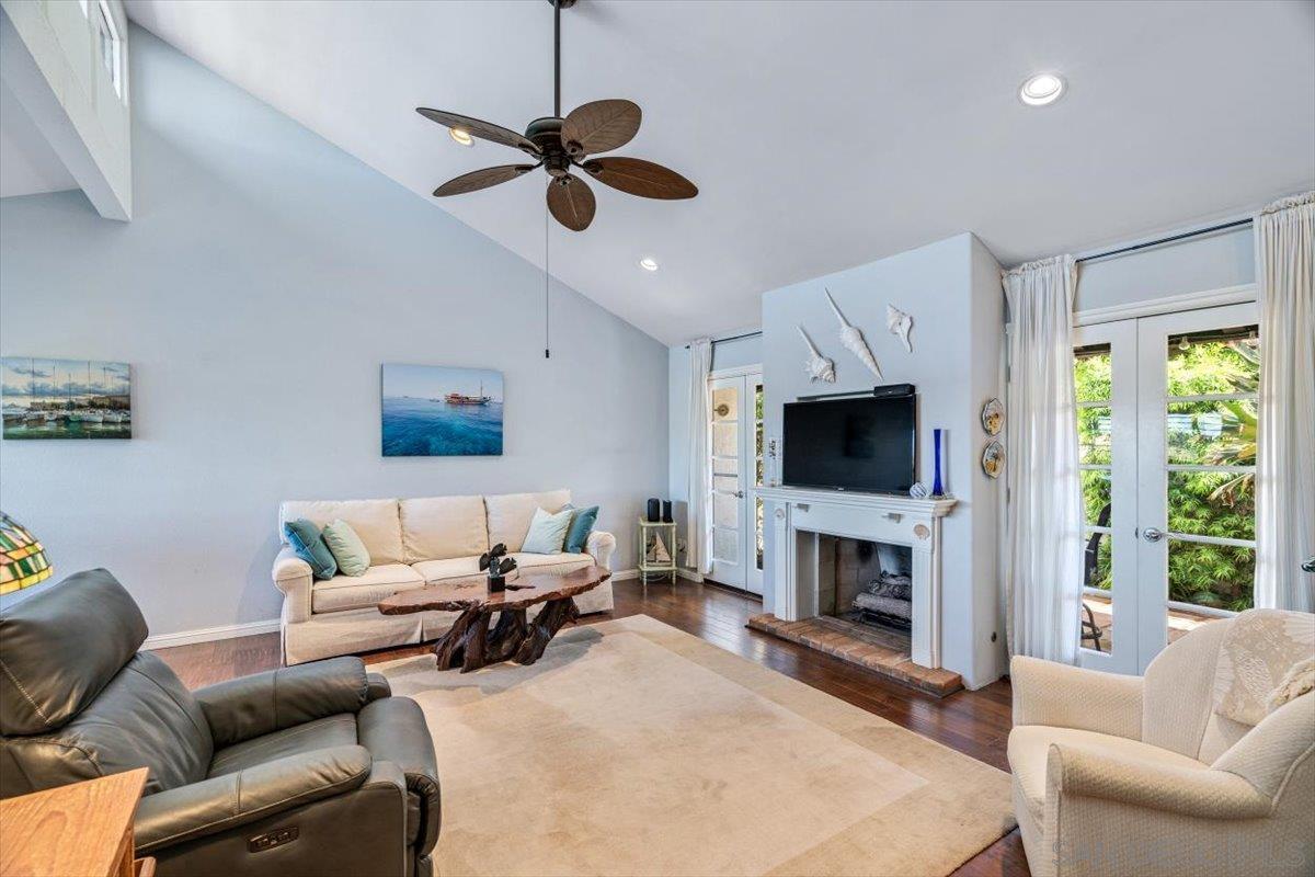 Detail Gallery Image 7 of 42 For 615  Camino Ynez, Solana Beach,  CA 92075 - 3 Beds | 2/1 Baths