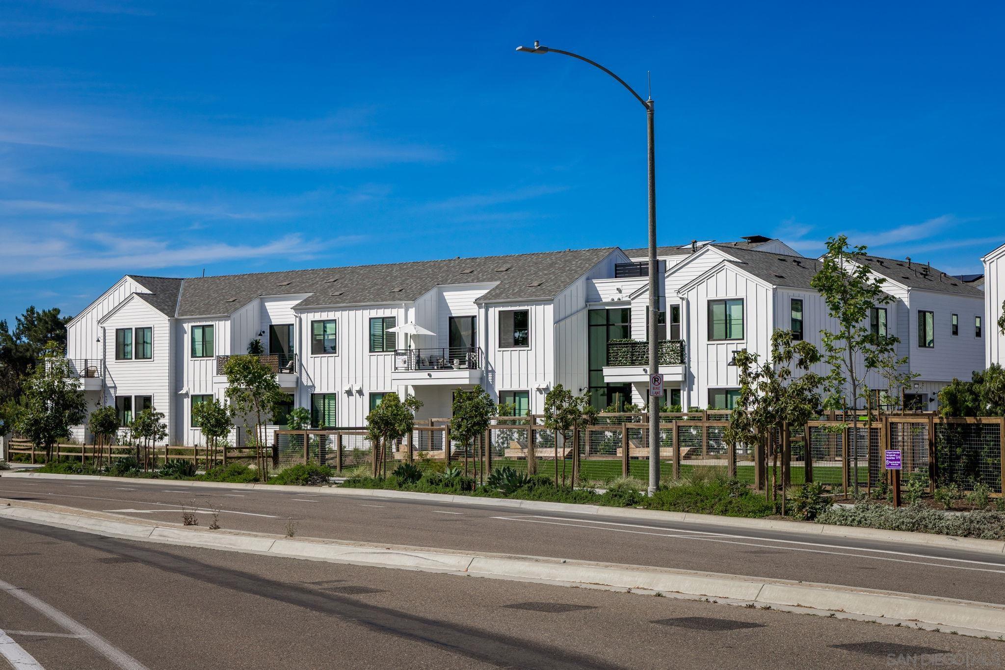 Front Image Thumbnail for SD260006377