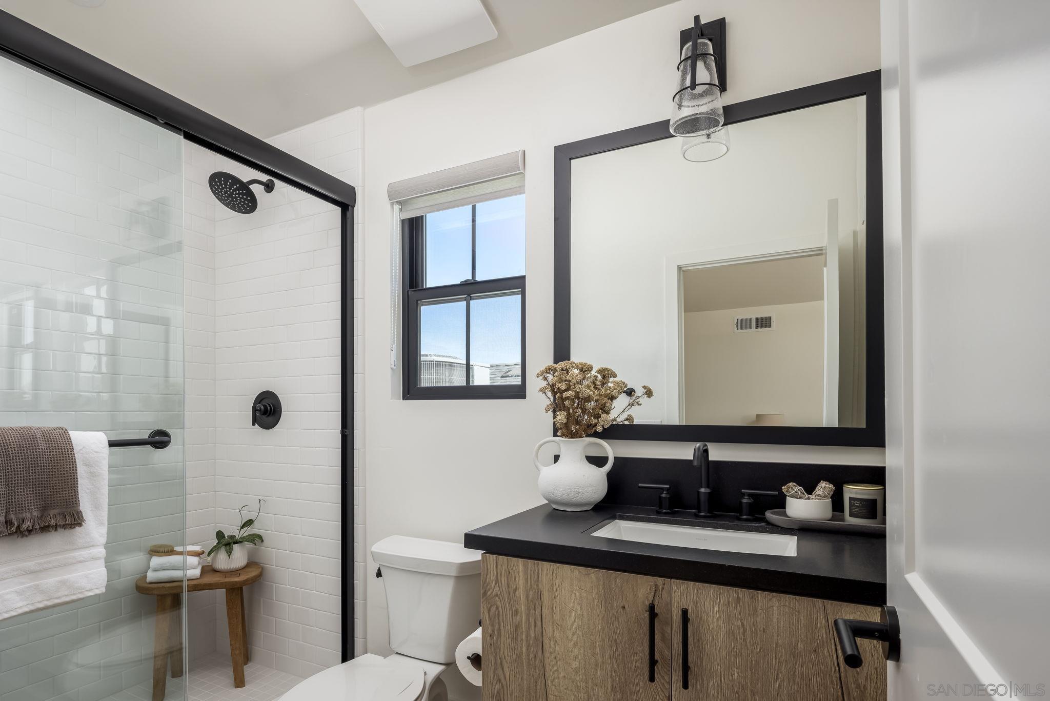 Detail Gallery Image 14 of 21 For 1107  Catania Court  #208,  Encinitas,  CA 92024 - 2 Beds | 2 Baths