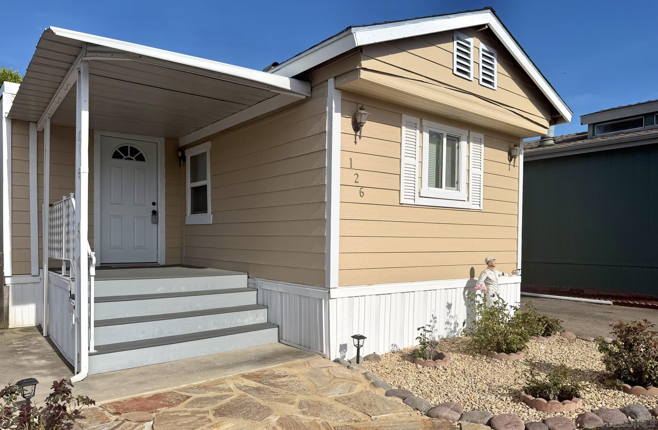 Front Image Thumbnail for SD260006379