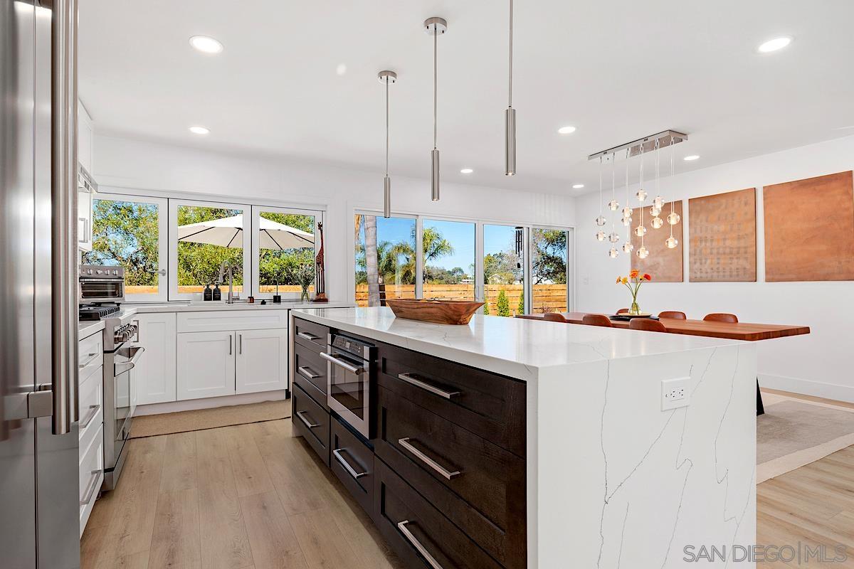 Detail Gallery Image 13 of 38 For 1904  Pariva, Cardiff By The Sea,  CA 92007 - 4 Beds | 2/1 Baths