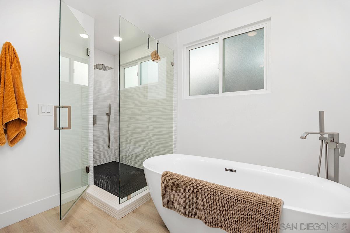 Detail Gallery Image 17 of 38 For 1904  Pariva, Cardiff By The Sea,  CA 92007 - 4 Beds | 2/1 Baths