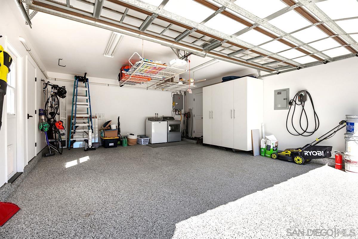 Detail Gallery Image 31 of 38 For 1904  Pariva, Cardiff By The Sea,  CA 92007 - 4 Beds | 2/1 Baths