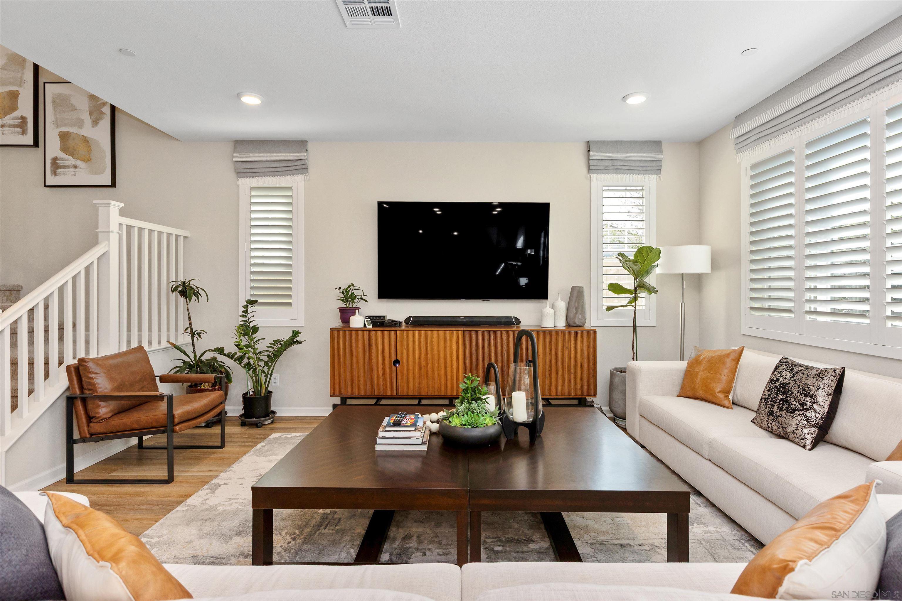 Detail Gallery Image 4 of 33 For 27746  Old Dairy Way, Valley Center,  CA 92082 - 3 Beds | 2/1 Baths