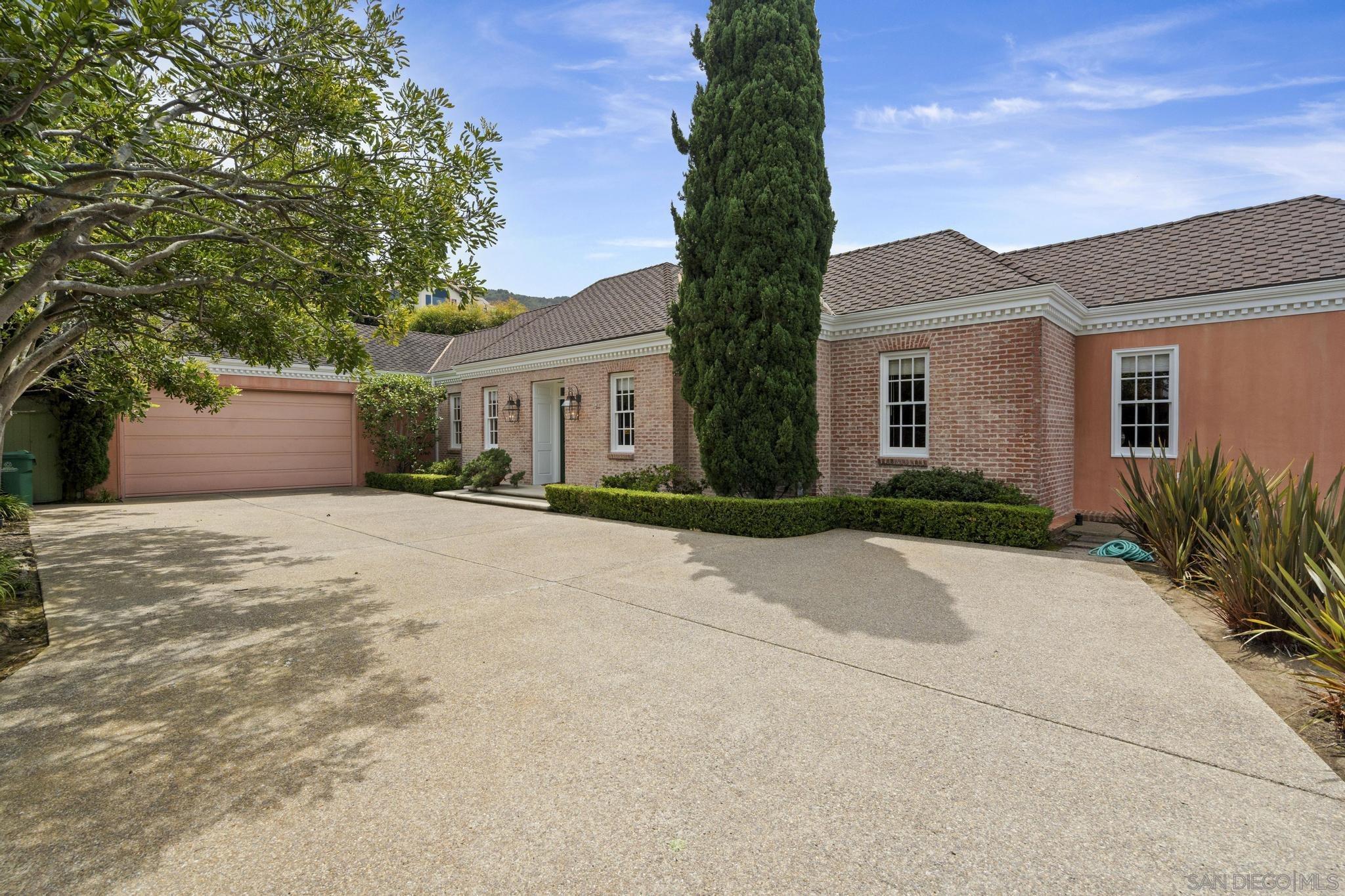 Detail Gallery Image 28 of 30 For 7612  Hillside, La Jolla,  CA 92037 - 3 Beds | 3/1 Baths