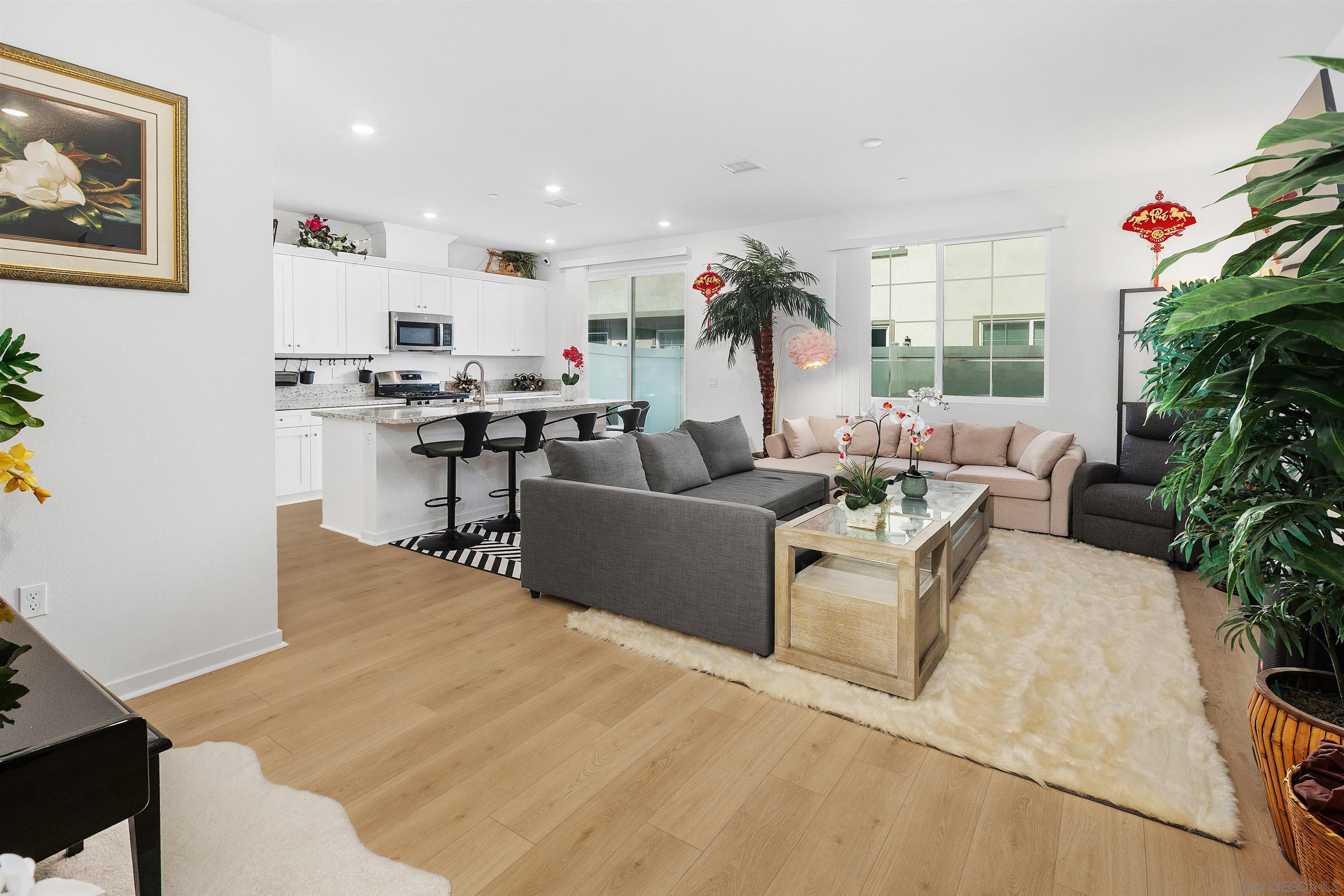 Detail Gallery Image 2 of 32 For 32612  Manhattan Ave, Winchester,  CA 92596 - 3 Beds | 2/1 Baths