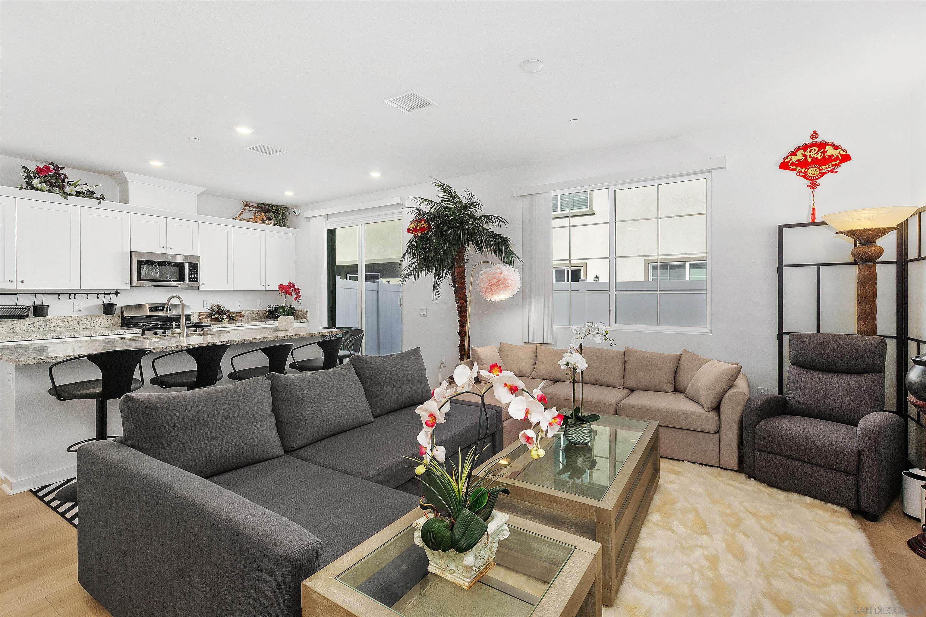 Detail Gallery Image 3 of 32 For 32612  Manhattan Ave, Winchester,  CA 92596 - 3 Beds | 2/1 Baths