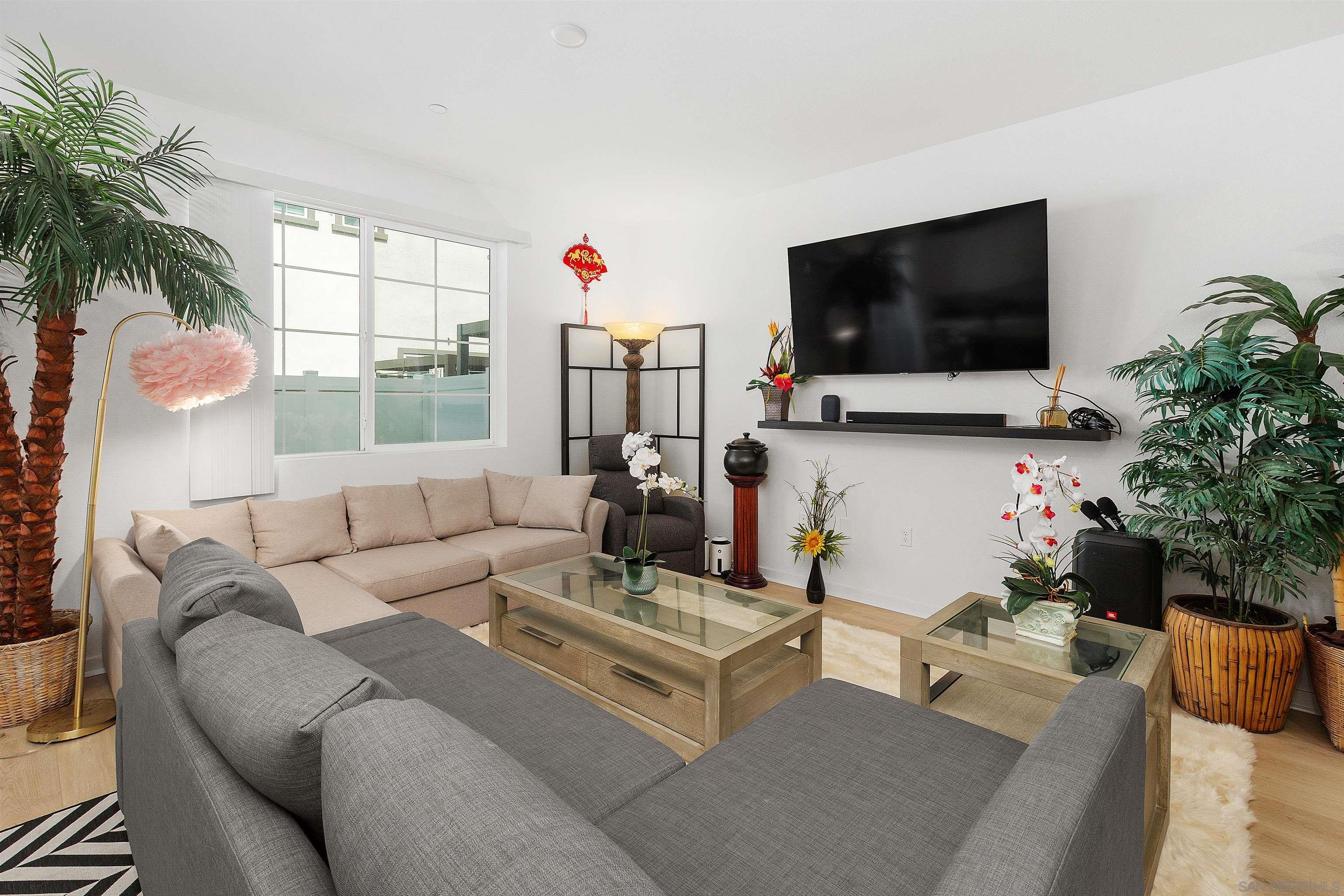 Detail Gallery Image 4 of 32 For 32612  Manhattan Ave, Winchester,  CA 92596 - 3 Beds | 2/1 Baths