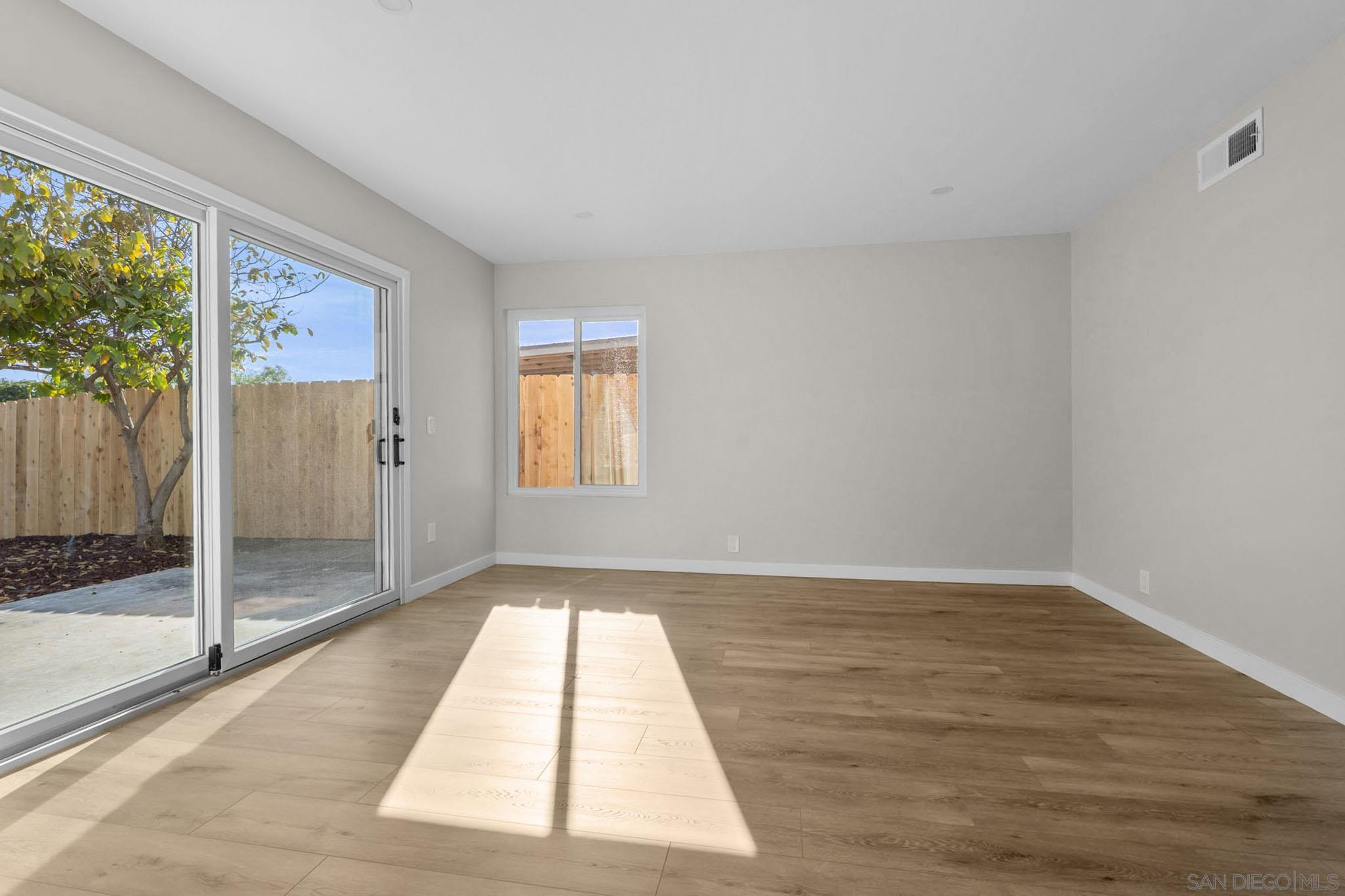 Detail Gallery Image 4 of 36 For 3667  Forest Glen Rd, San Diego,  CA 92154 - 4 Beds | 2/1 Baths