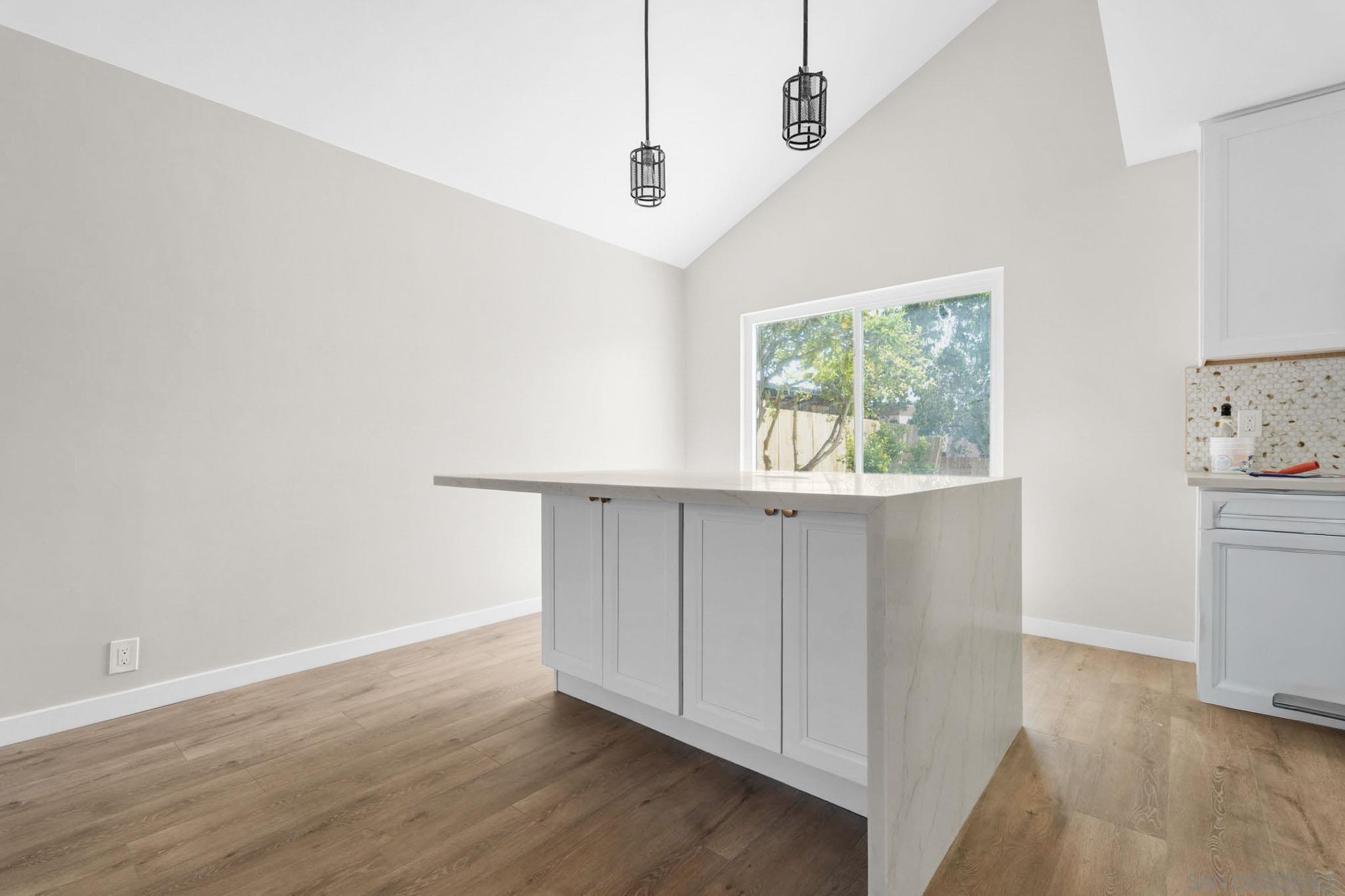 Detail Gallery Image 9 of 36 For 3667  Forest Glen Rd, San Diego,  CA 92154 - 4 Beds | 2/1 Baths