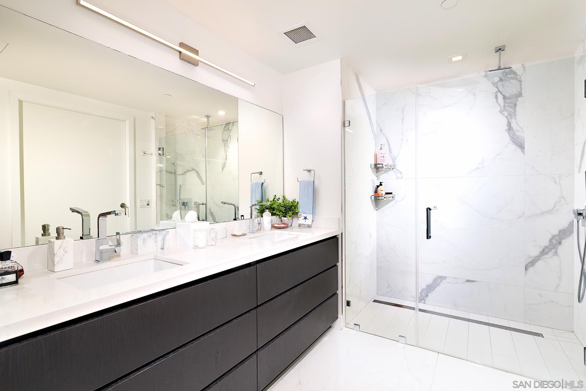 Detail Gallery Image 12 of 59 For 1388  Kettner Blvd  #1509,  San Diego,  CA 92101 - 2 Beds | 2 Baths