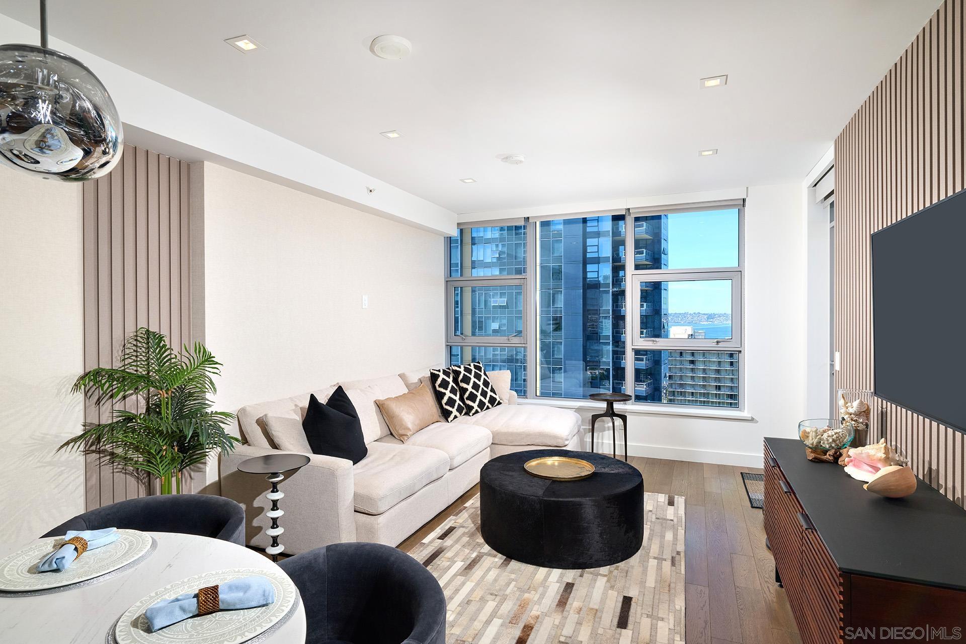 Detail Gallery Image 3 of 59 For 1388  Kettner Blvd  #1509,  San Diego,  CA 92101 - 2 Beds | 2 Baths