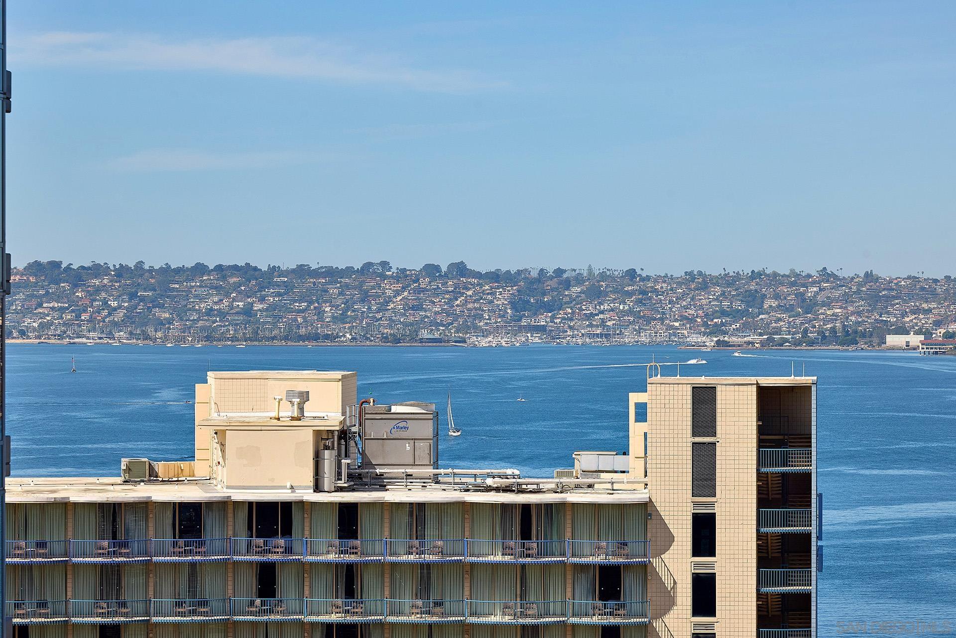 Detail Gallery Image 22 of 59 For 1388  Kettner Blvd  #1509,  San Diego,  CA 92101 - 2 Beds | 2 Baths