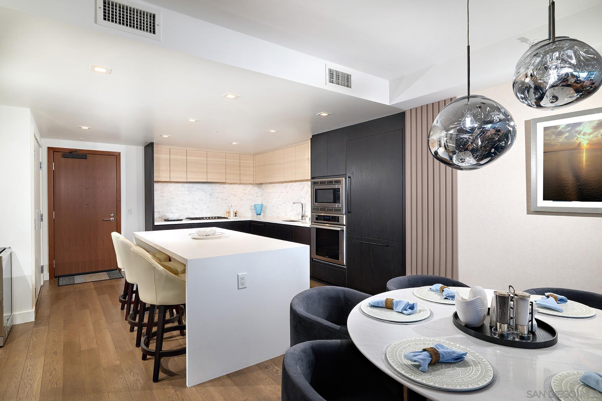 Detail Gallery Image 6 of 59 For 1388  Kettner Blvd  #1509,  San Diego,  CA 92101 - 2 Beds | 2 Baths