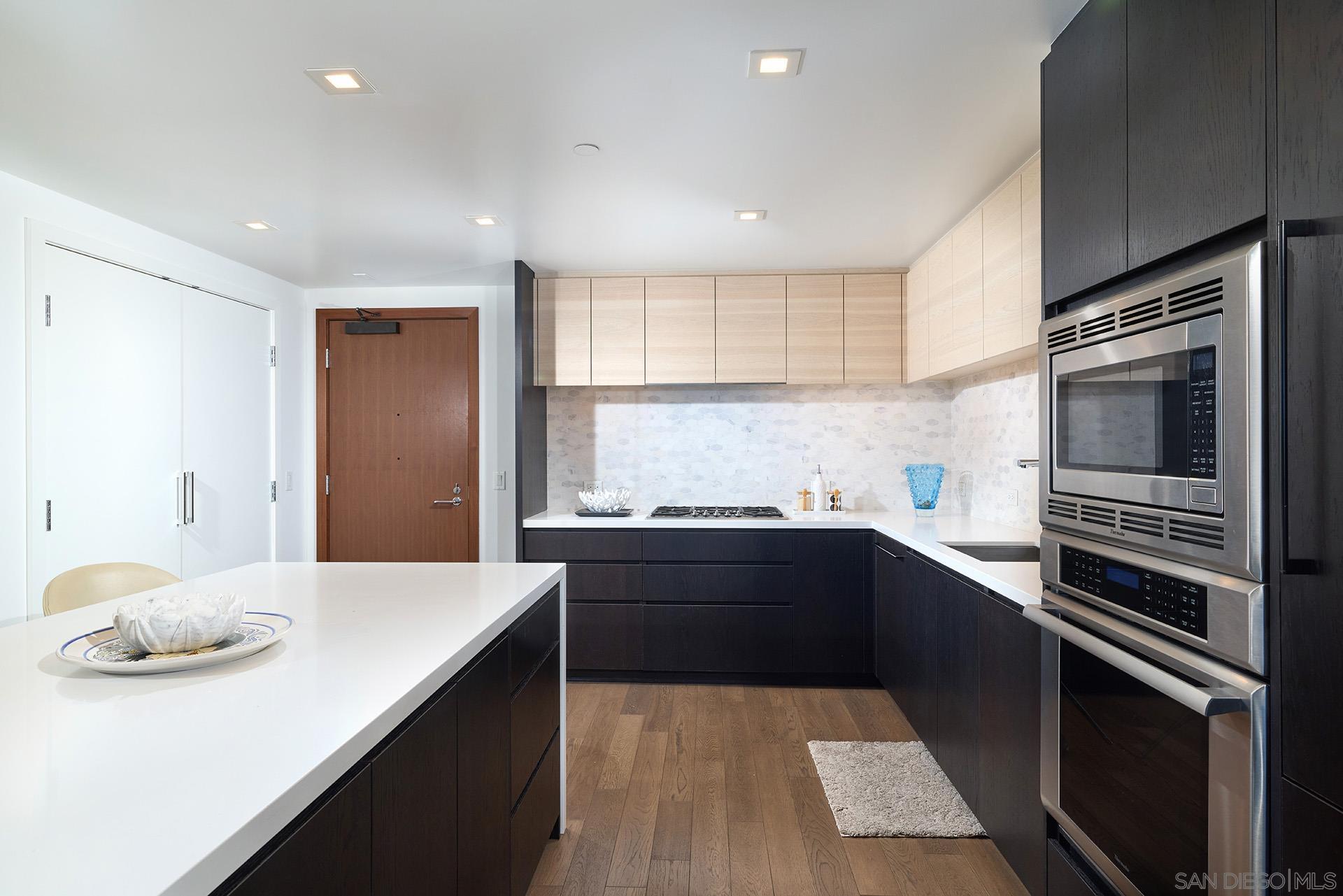 Detail Gallery Image 8 of 59 For 1388  Kettner Blvd  #1509,  San Diego,  CA 92101 - 2 Beds | 2 Baths