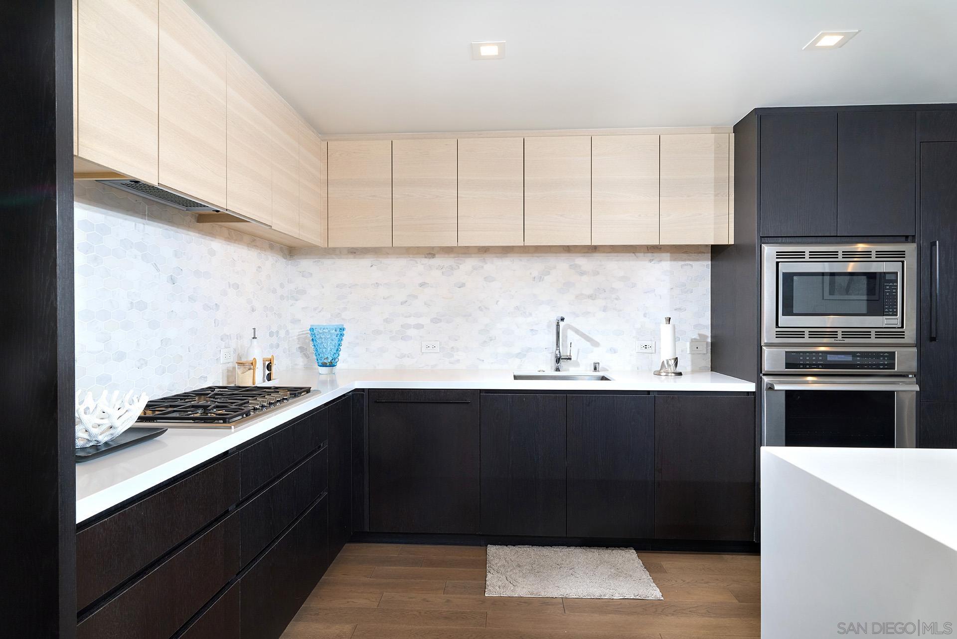 Detail Gallery Image 9 of 59 For 1388  Kettner Blvd  #1509,  San Diego,  CA 92101 - 2 Beds | 2 Baths