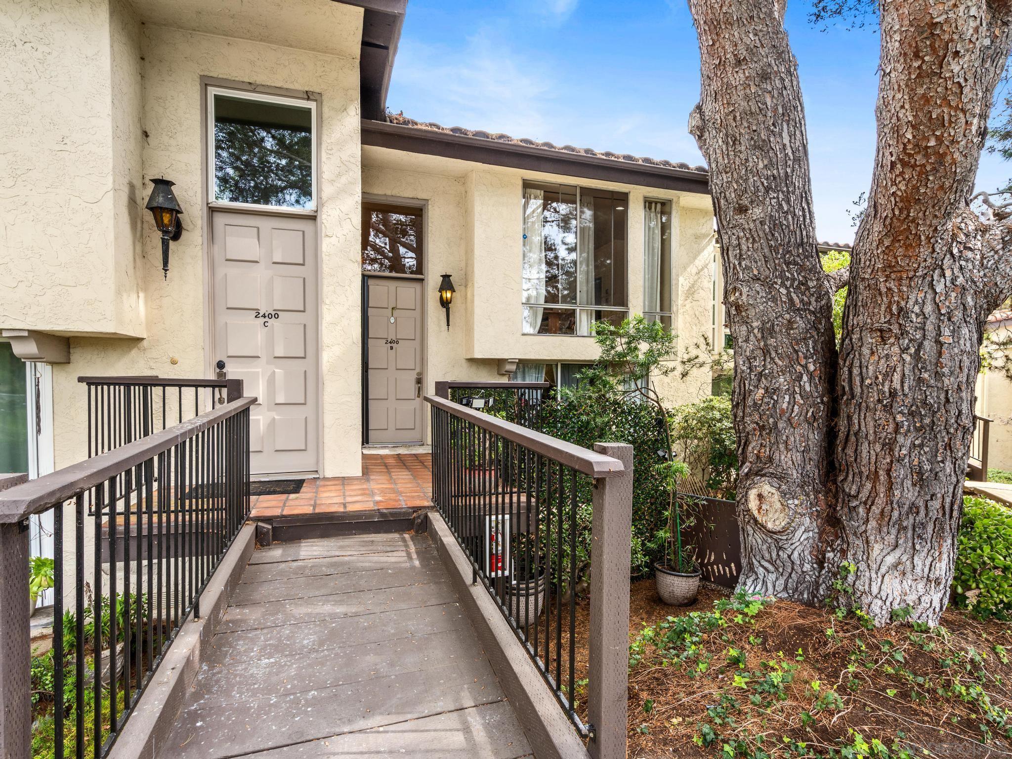 Detail Gallery Image 2 of 37 For 2400  Altisma Way  #B,  Carlsbad,  CA 92009 - 2 Beds | 2 Baths