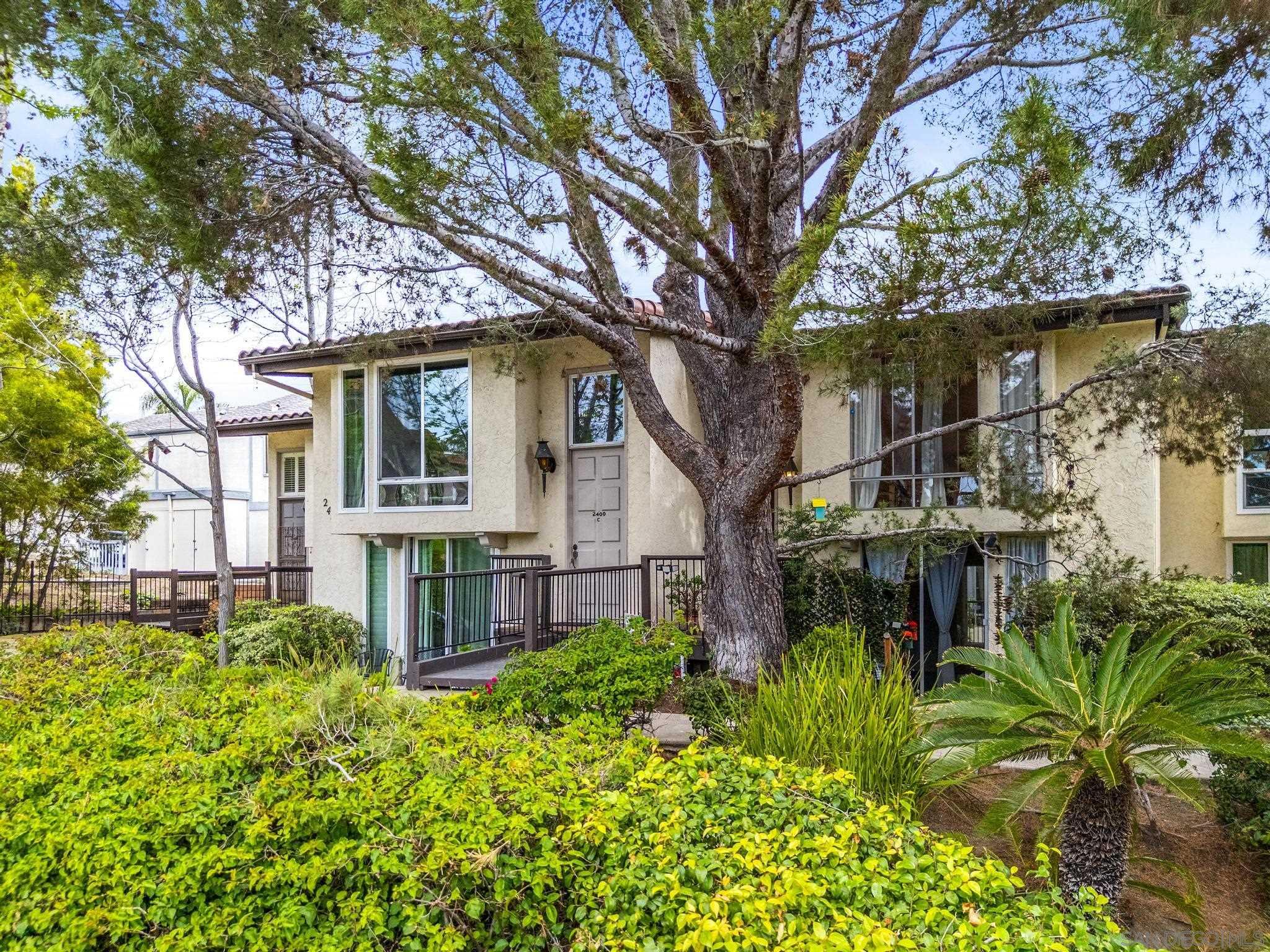 Detail Gallery Image 35 of 37 For 2400  Altisma Way  #B,  Carlsbad,  CA 92009 - 2 Beds | 2 Baths
