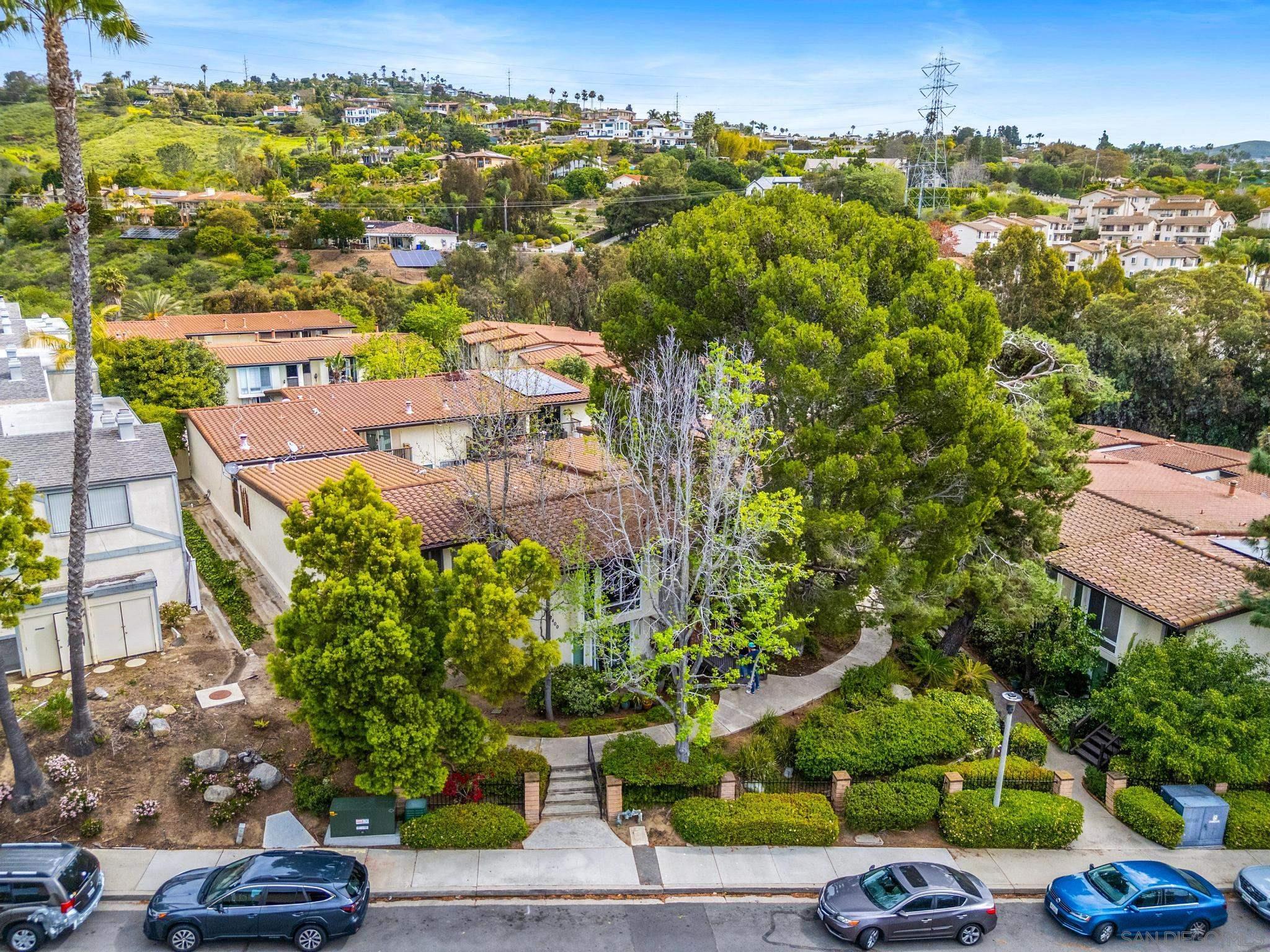 Detail Gallery Image 36 of 37 For 2400  Altisma Way  #B,  Carlsbad,  CA 92009 - 2 Beds | 2 Baths