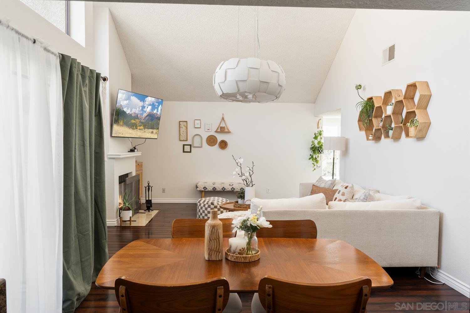 Detail Gallery Image 11 of 51 For 895  Connors Ct, Claremont,  CA 91711 - 2 Beds | 2 Baths