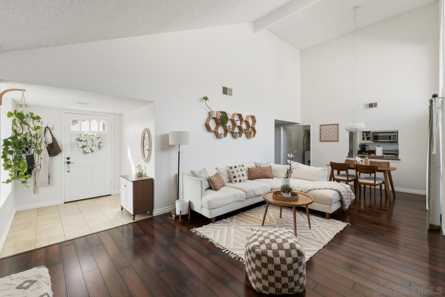 Detail Gallery Image 7 of 51 For 895  Connors Ct, Claremont,  CA 91711 - 2 Beds | 2 Baths