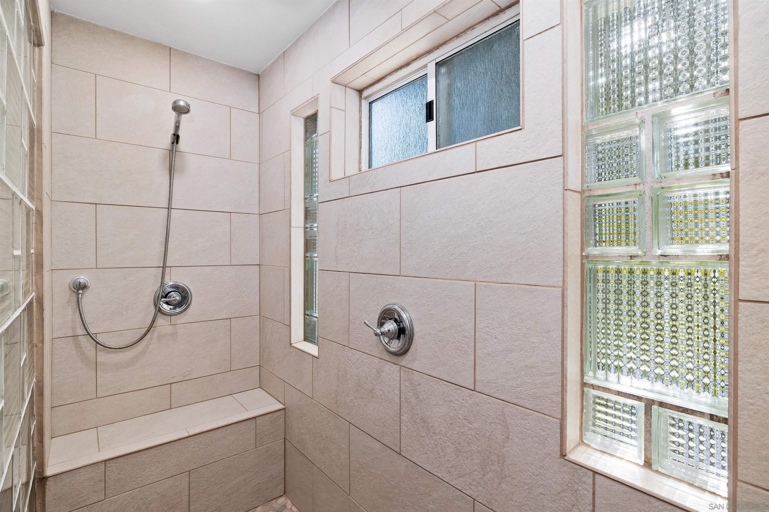 Detail Gallery Image 26 of 39 For 1564  Reed Ave, San Diego,  CA 92109 - 3 Beds | 2 Baths