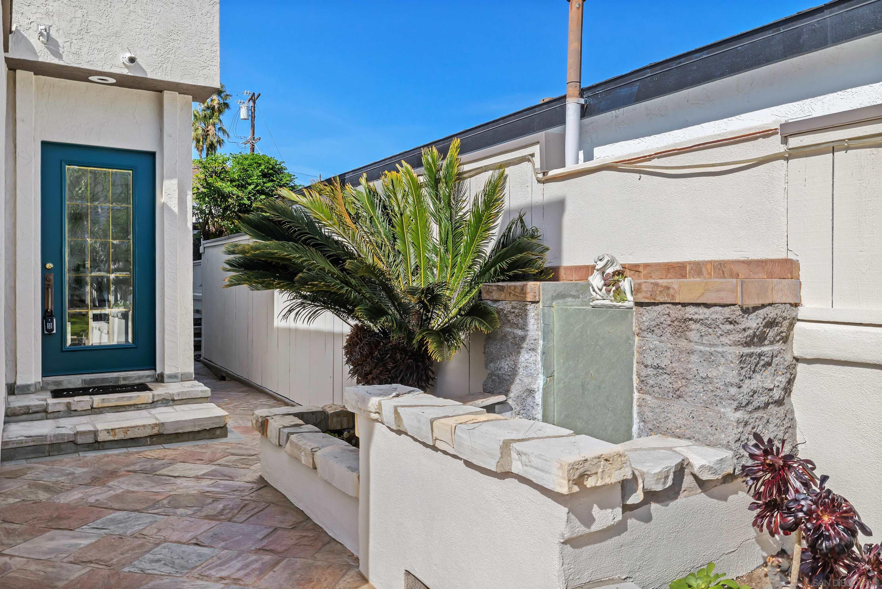 Detail Gallery Image 33 of 39 For 1564  Reed Ave, San Diego,  CA 92109 - 3 Beds | 2 Baths