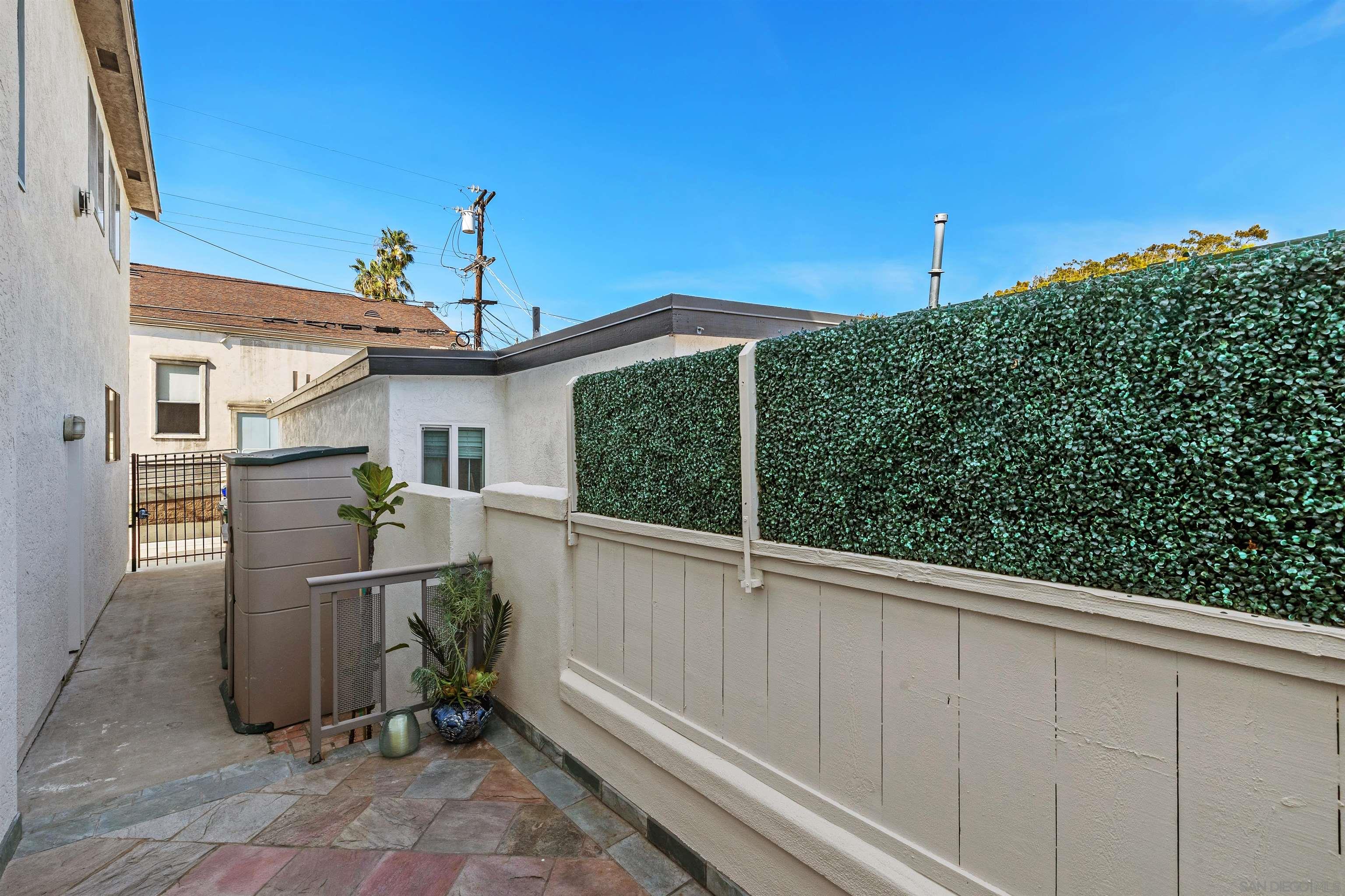 Detail Gallery Image 37 of 39 For 1564  Reed Ave, San Diego,  CA 92109 - 3 Beds | 2 Baths