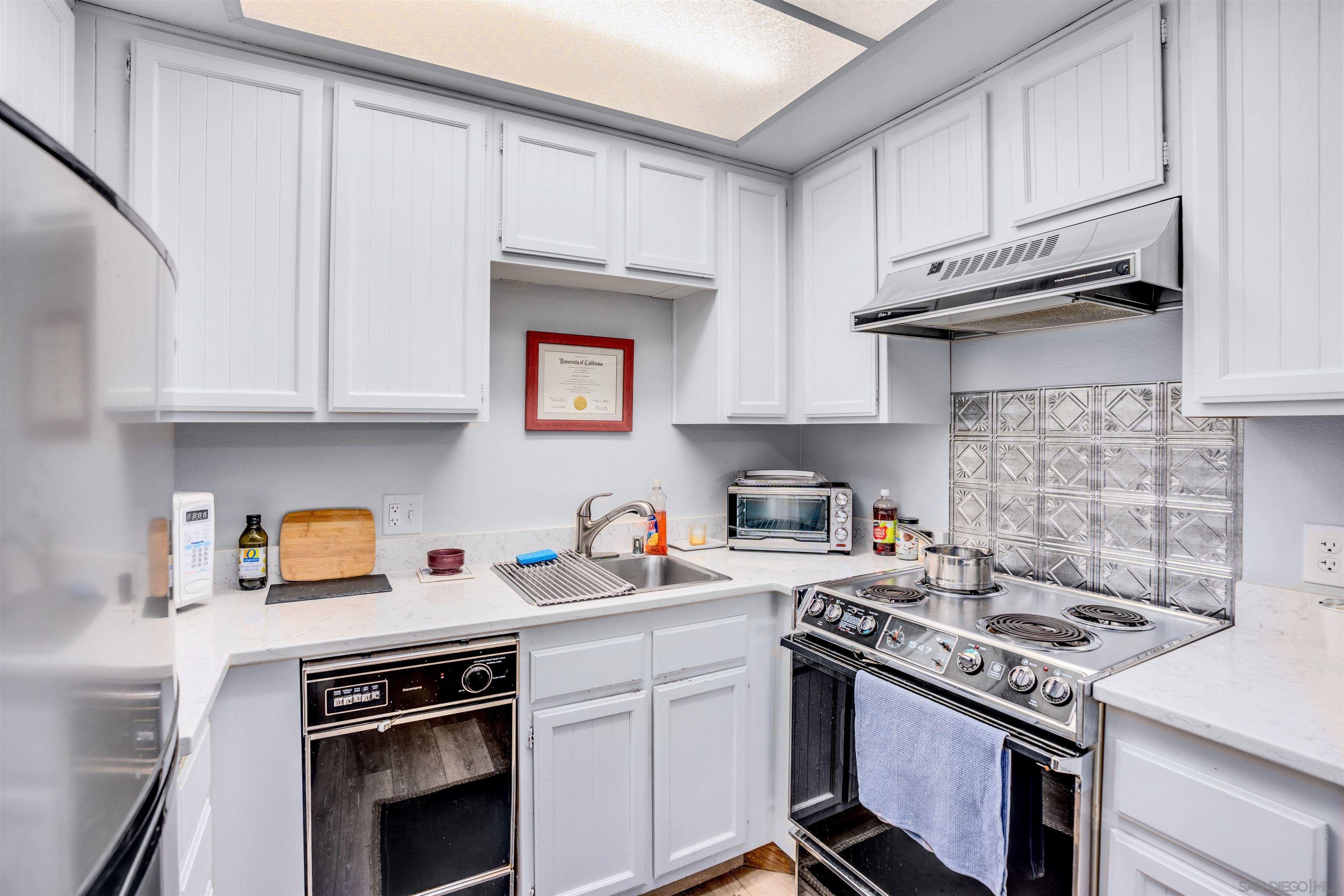 Detail Gallery Image 14 of 22 For 1616  Circa Del Lago  #C #108,  San Marcos,  CA 92078 - 1 Beds | 1 Baths