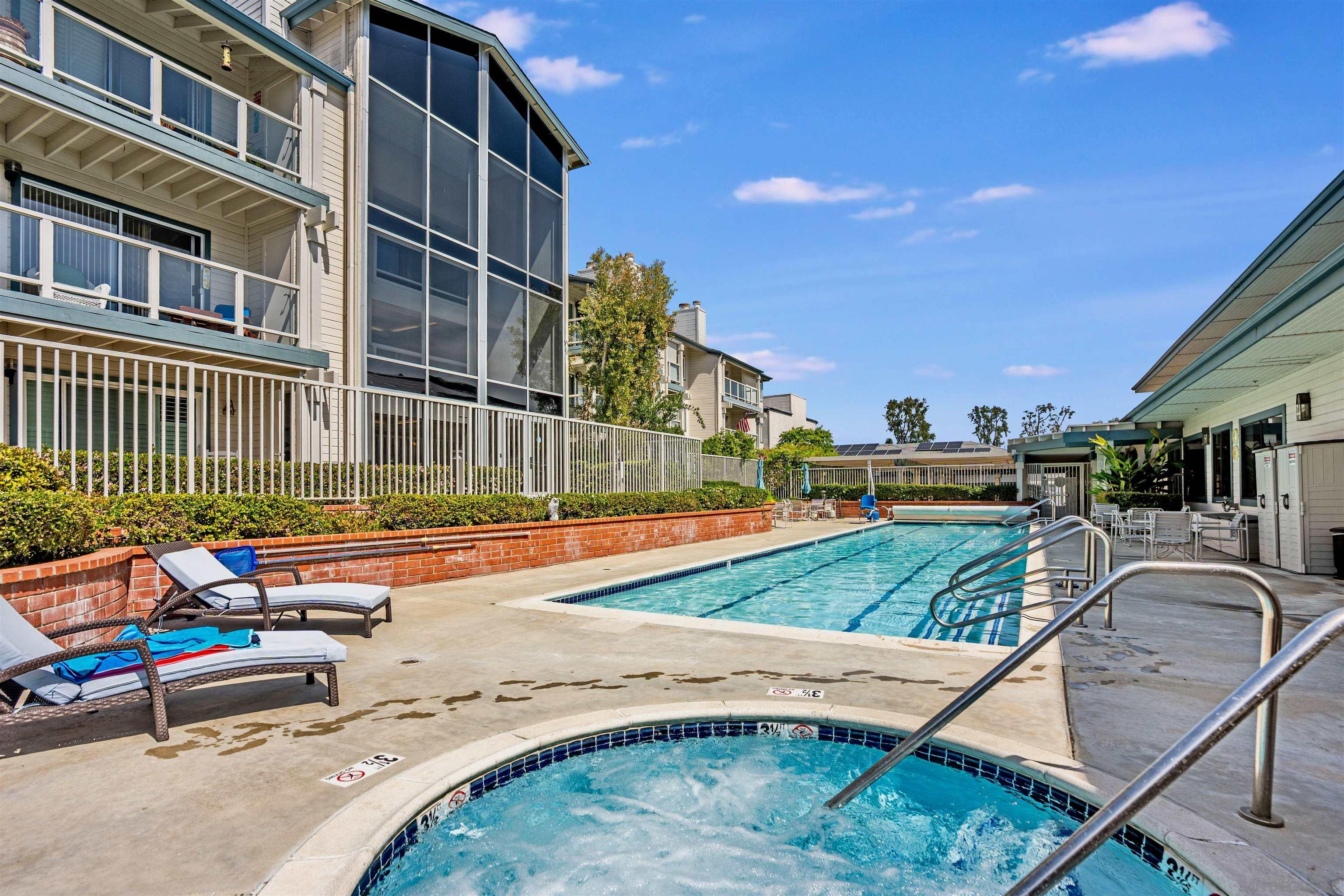 Detail Gallery Image 4 of 22 For 1616  Circa Del Lago  #C #108,  San Marcos,  CA 92078 - 1 Beds | 1 Baths